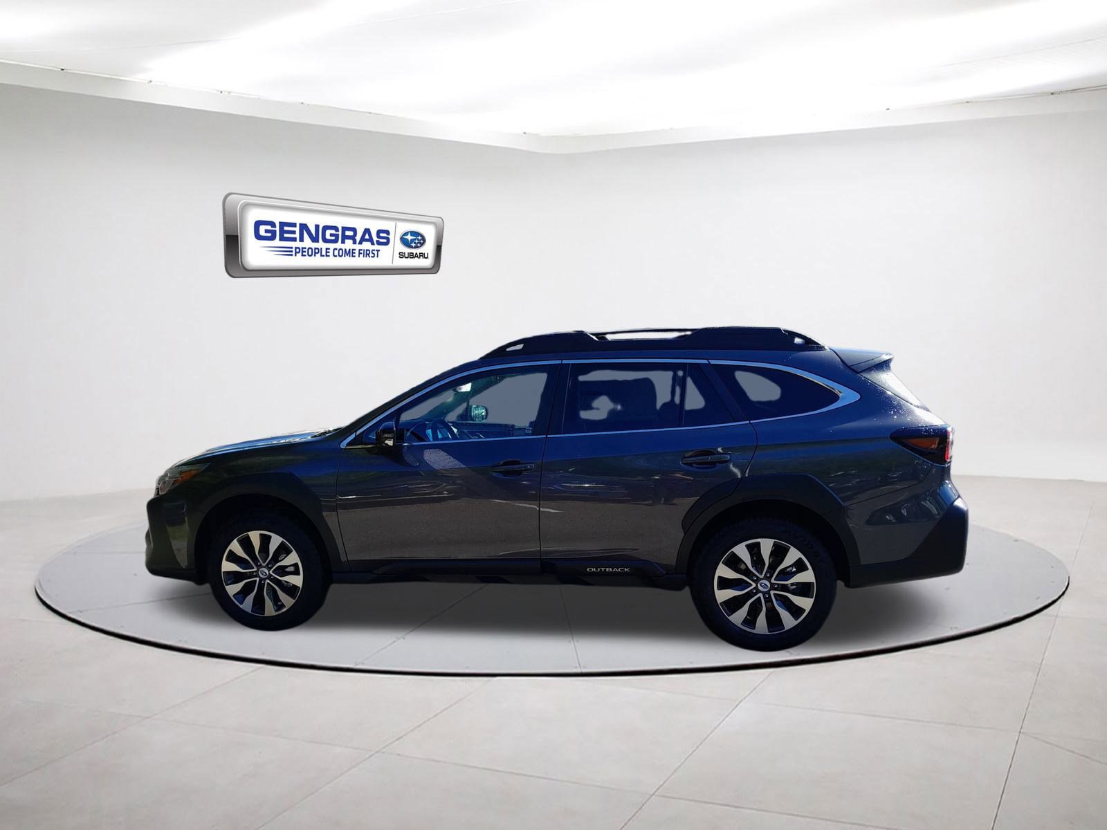 2025 Subaru Outback Limited photo 4