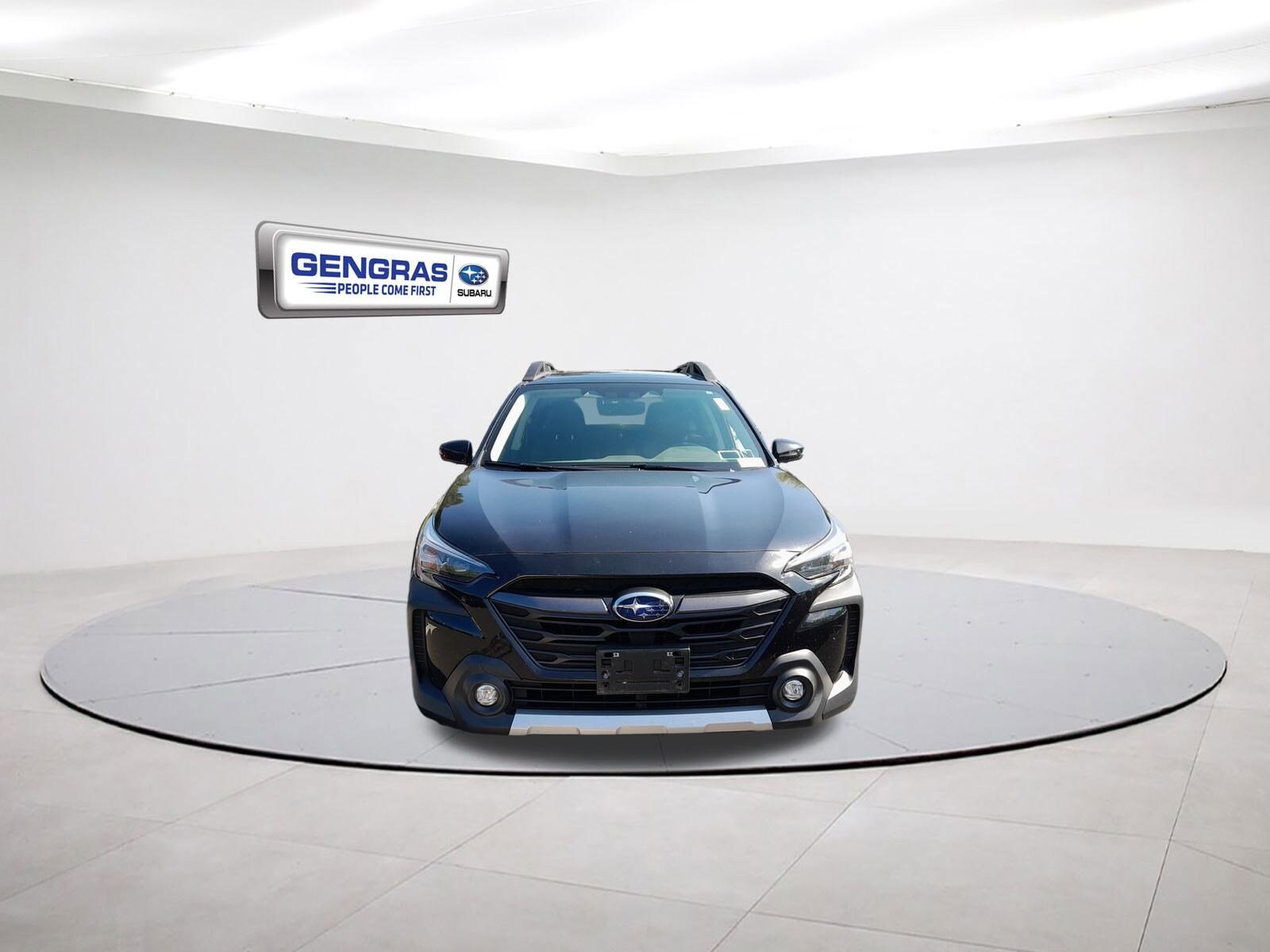 2023 Subaru Outback Limited photo 2
