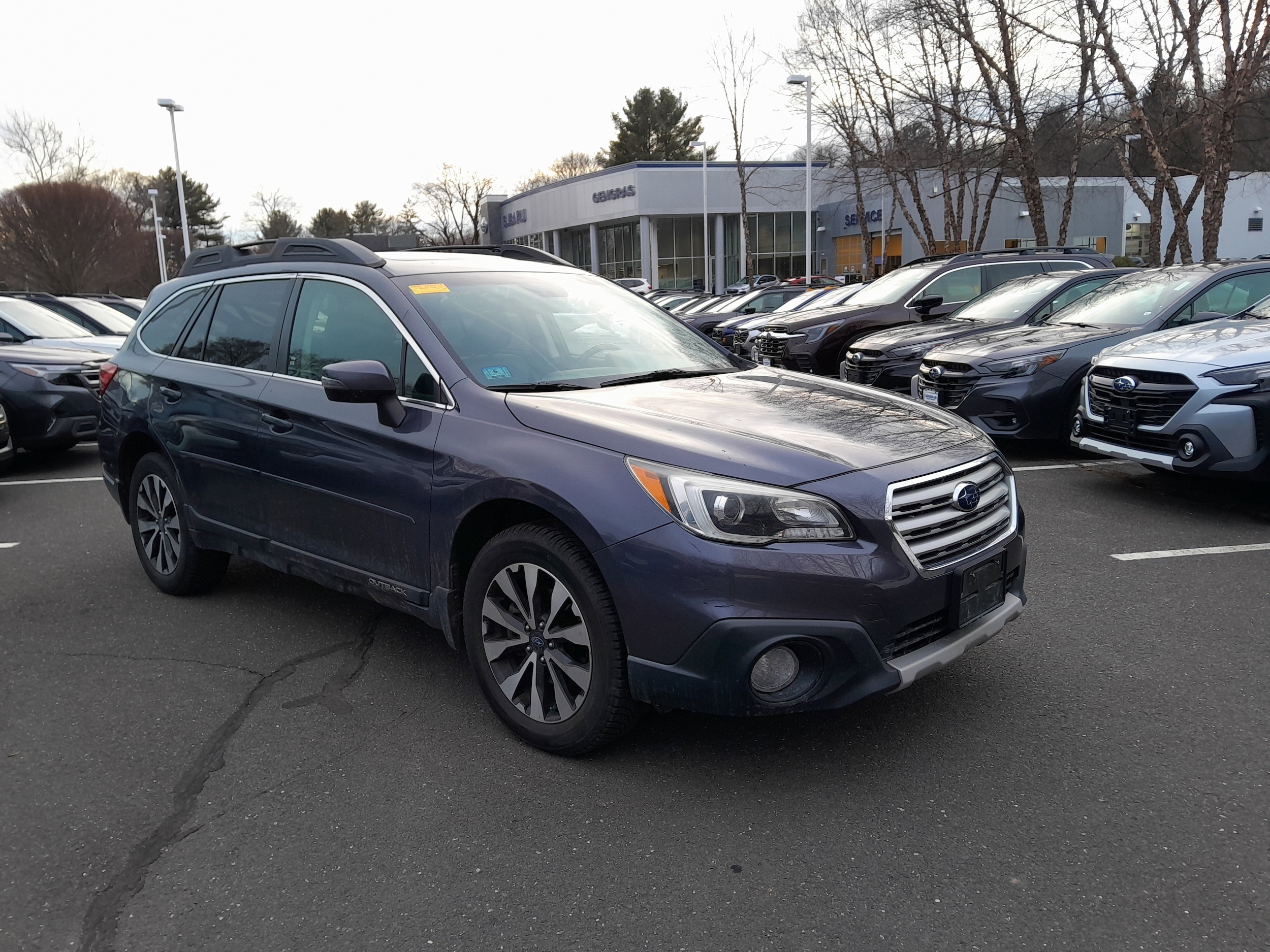 2016 Subaru Outback Limited's photo