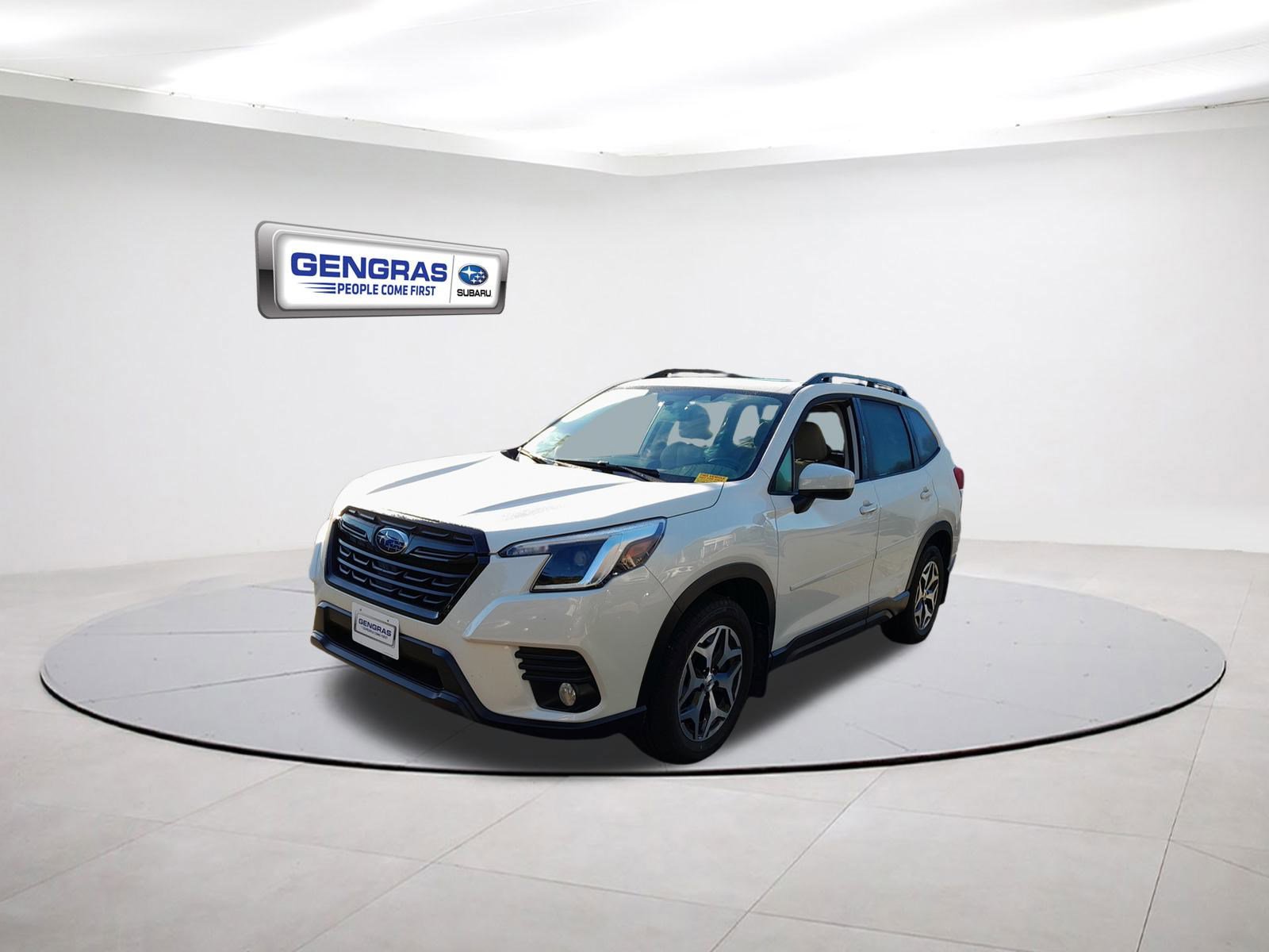 2022 Subaru Forester Premium photo 3