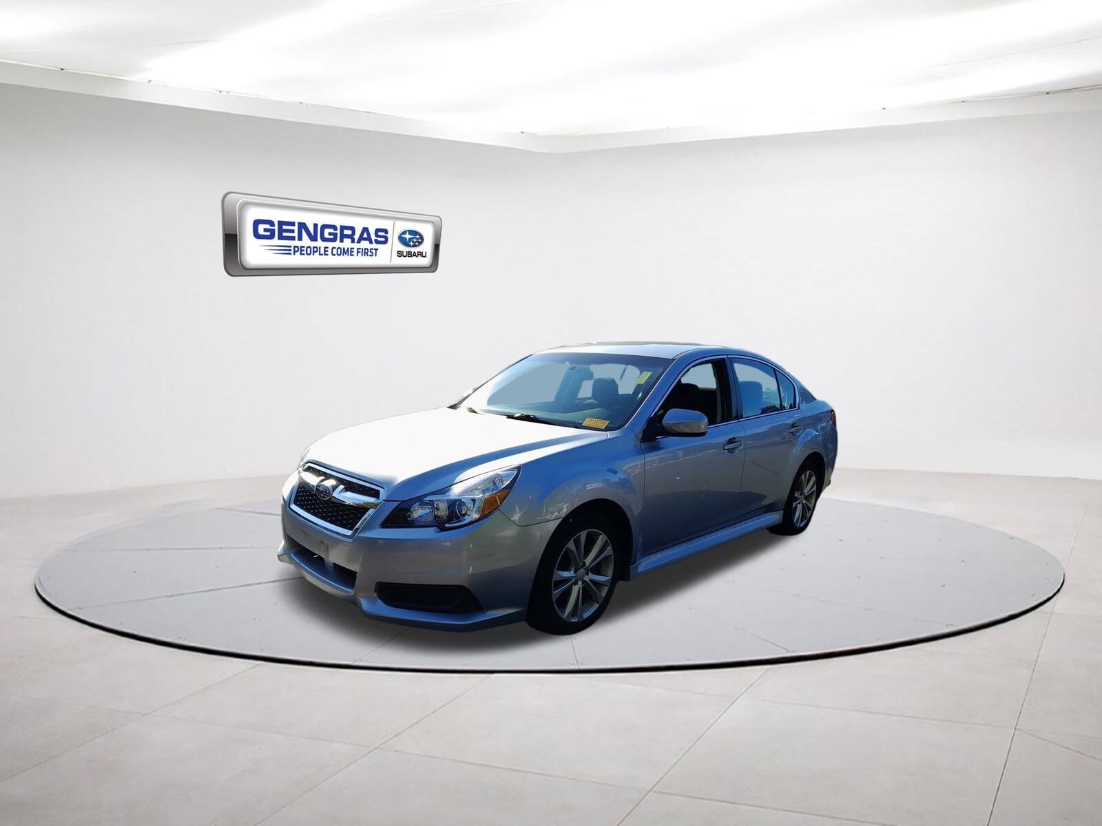 2014 Subaru Legacy 2.5i Premium photo 3