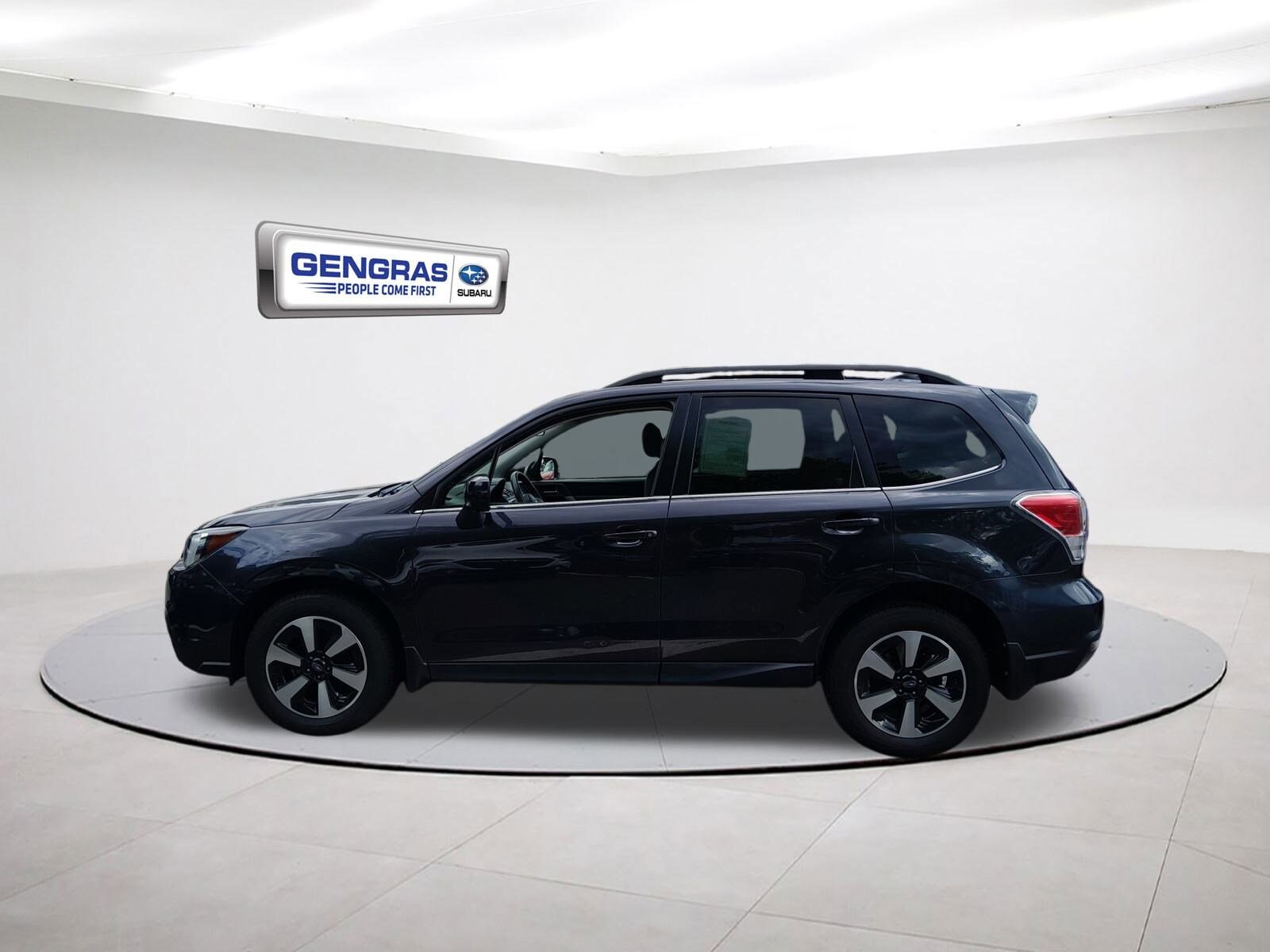 2017 Subaru Forester 2.5i Limited photo 2