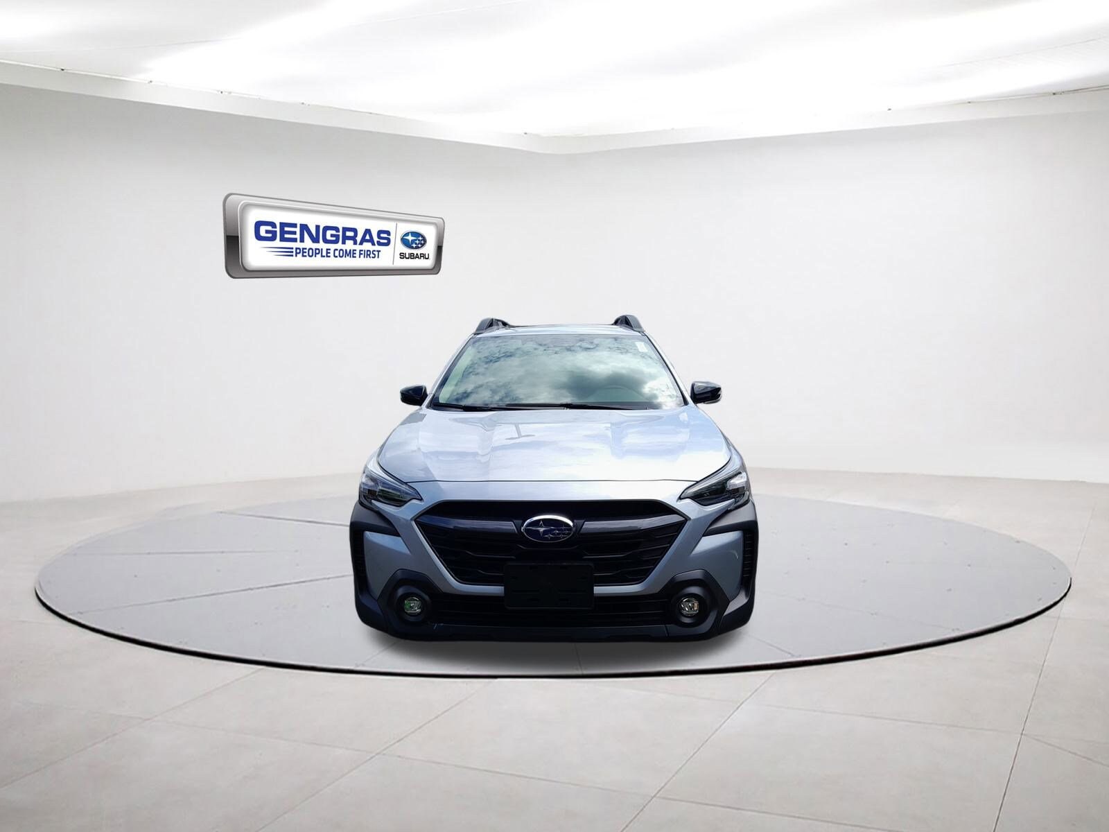 2025 Subaru Outback Premium photo 2