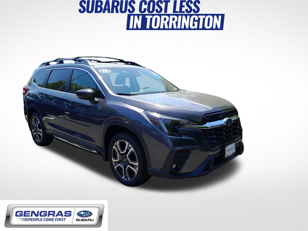 2025 Subaru Ascent Limited 7 Passenger's photo