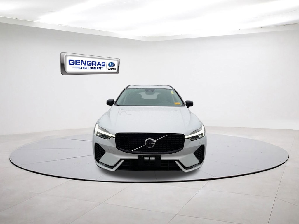 Used 2023 Volvo XC60 Plus Dark Theme B5 AWD Plus Dark Theme