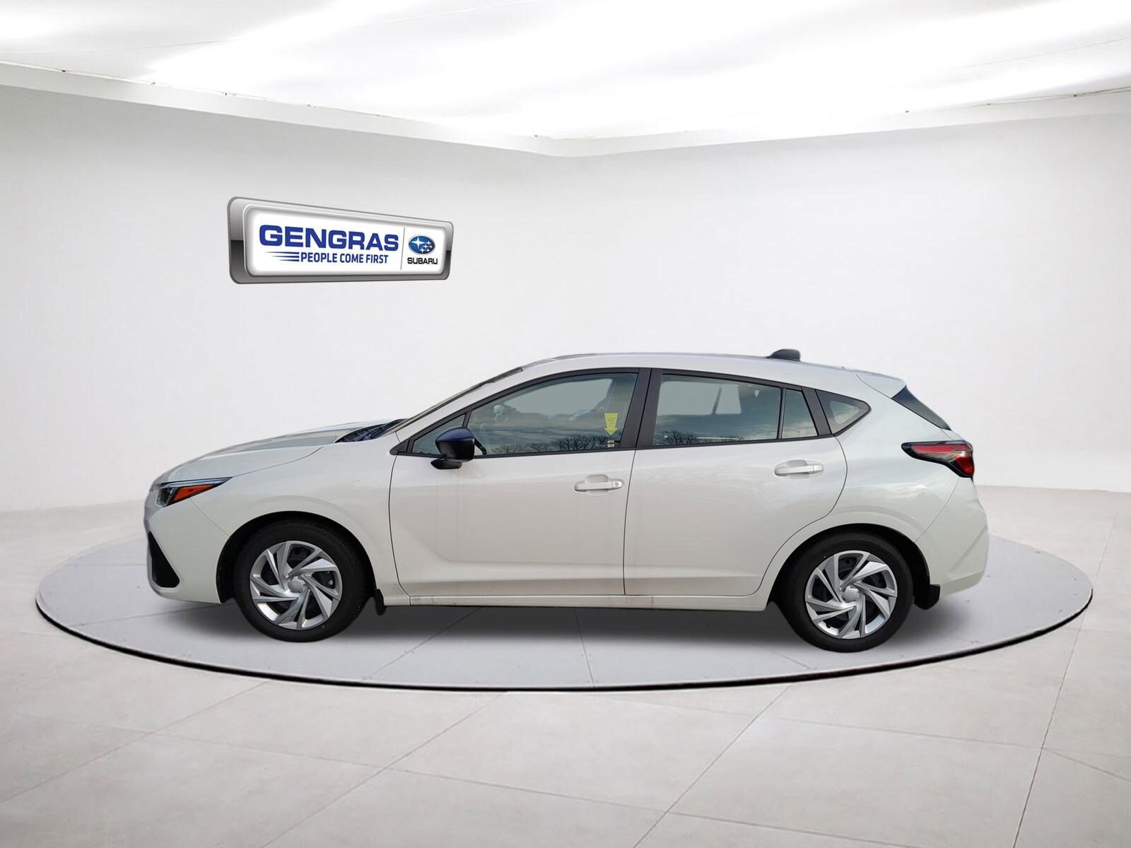 2024 Subaru Impreza Base photo 4