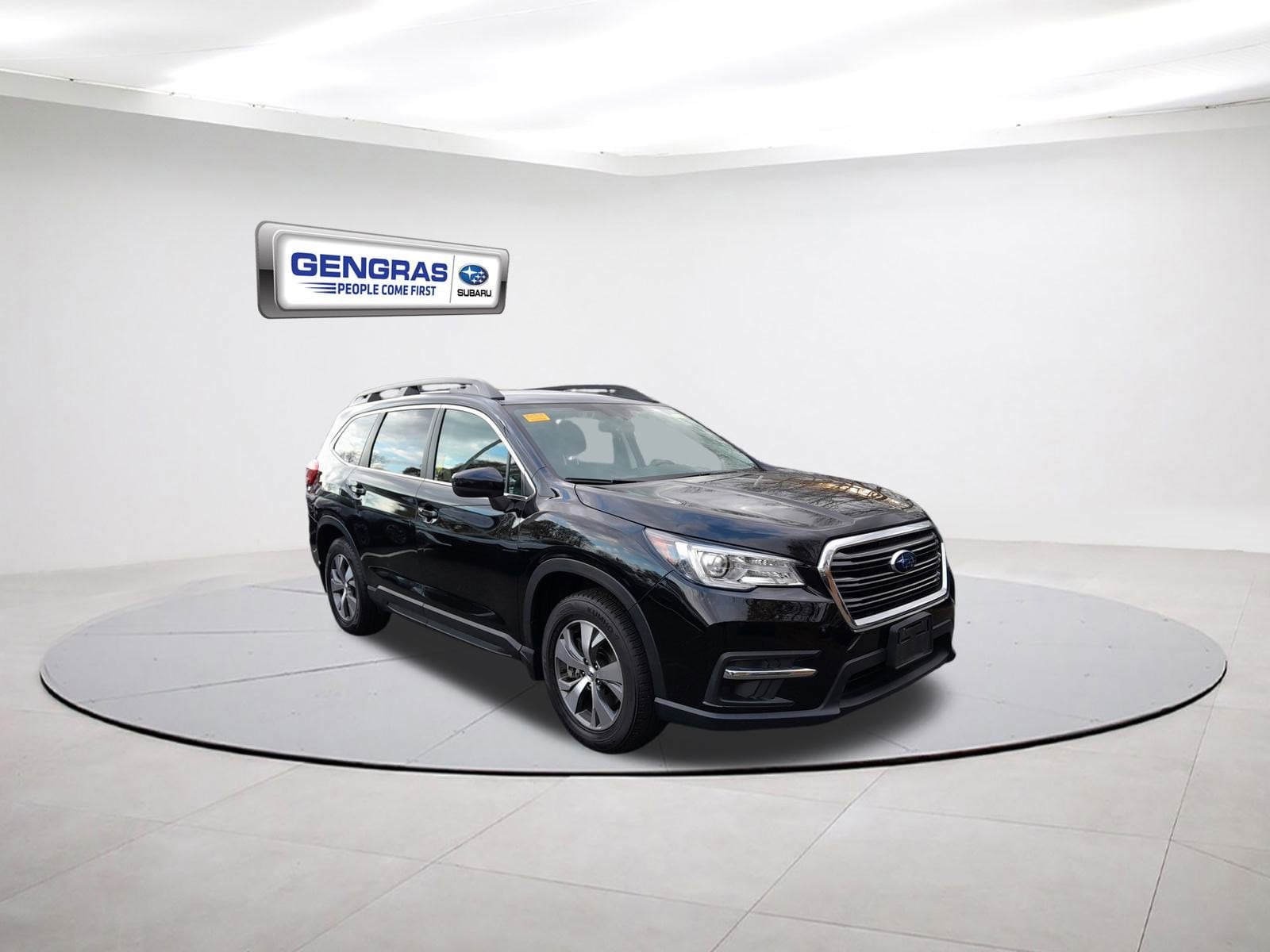 2022 Subaru Ascent Premium's photo