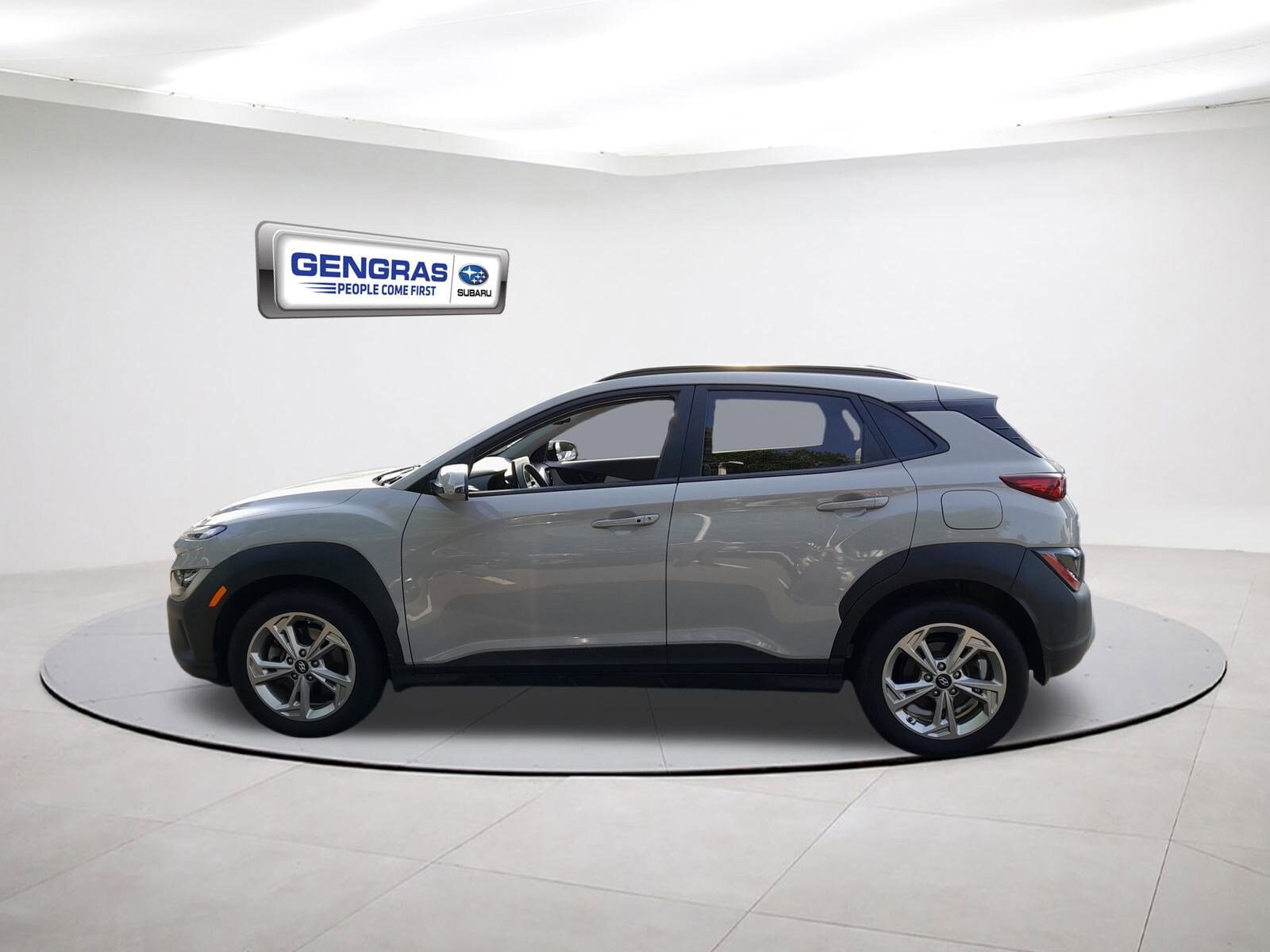 2023 Hyundai Kona SEL photo 4