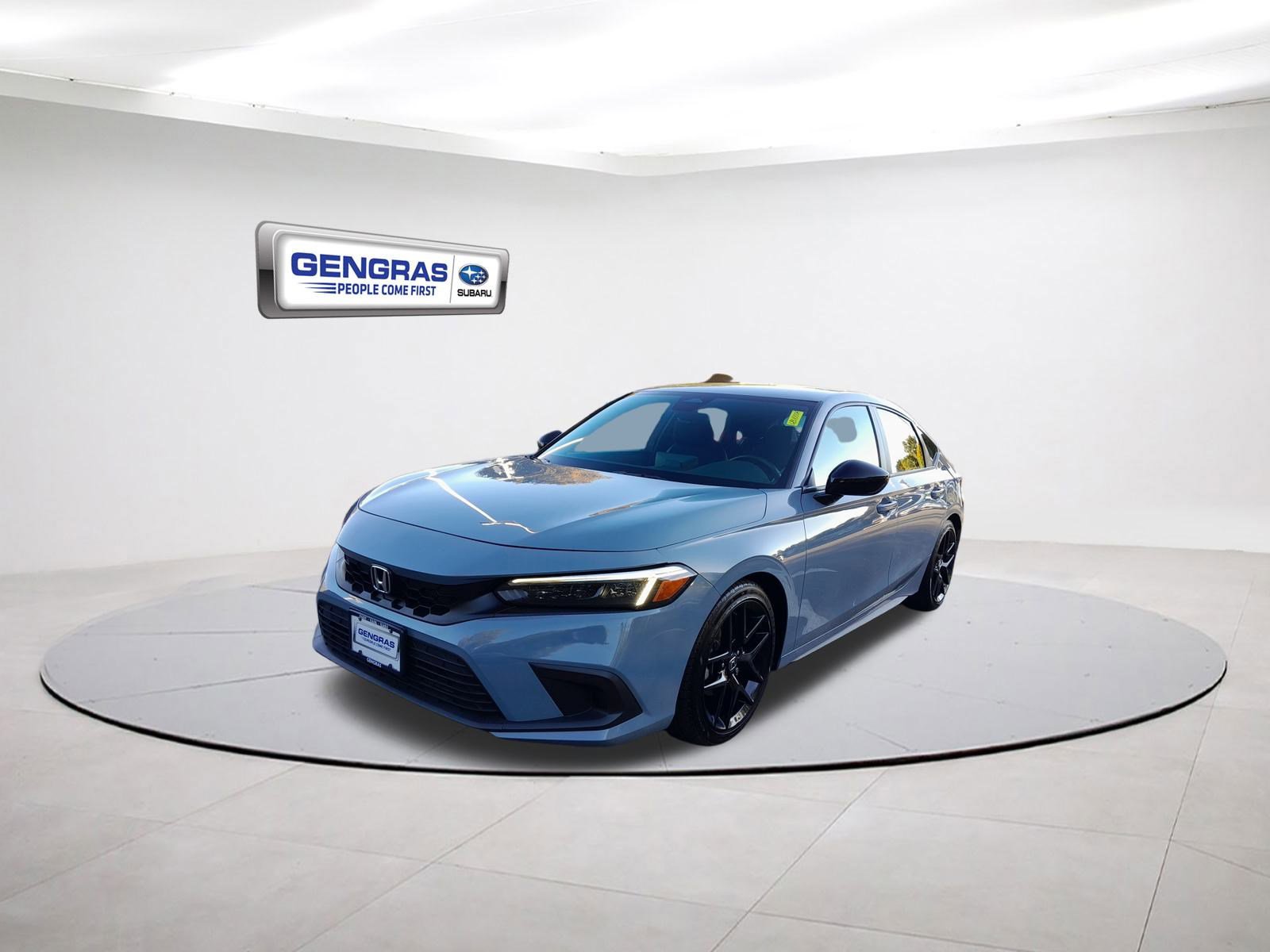 2024 Honda Civic Hatchback Sport photo 3