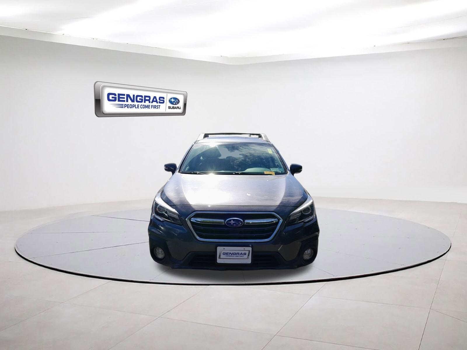 2018 Subaru Outback 2.5i Limited photo 2