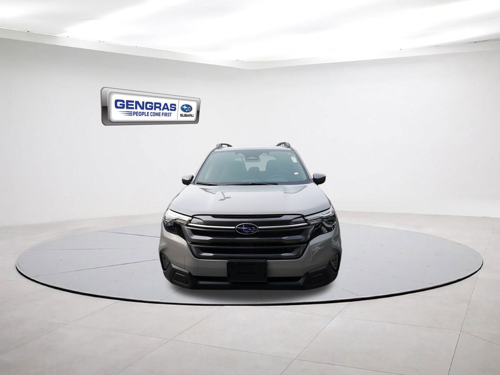 2025 Subaru Forester Premium photo 2