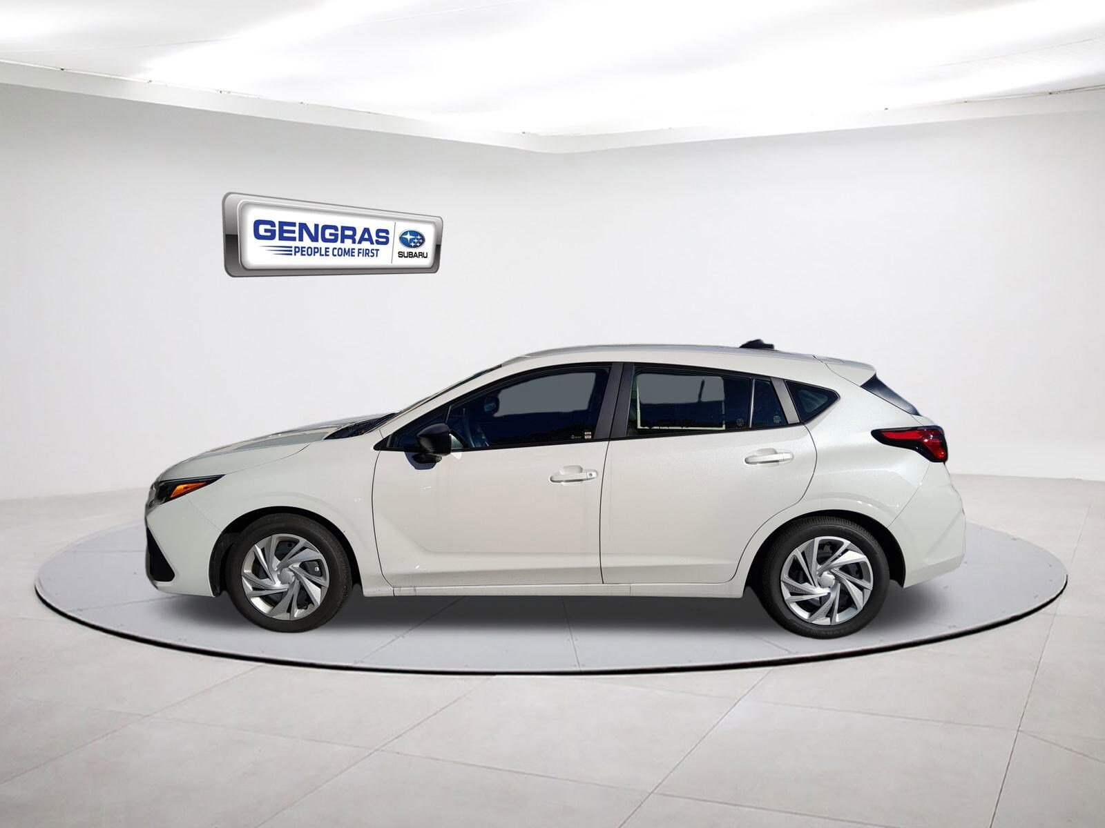 2024 Subaru Impreza Base photo 4