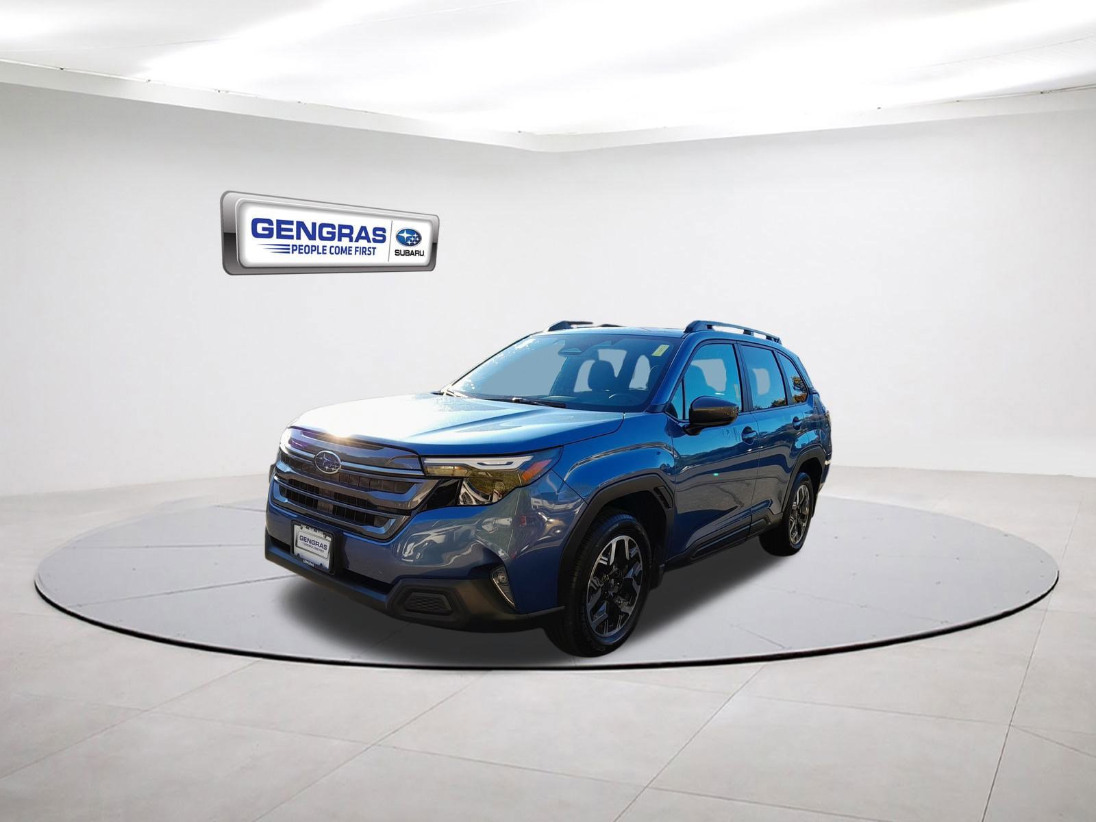 2025 Subaru Forester Premium Base photo 3