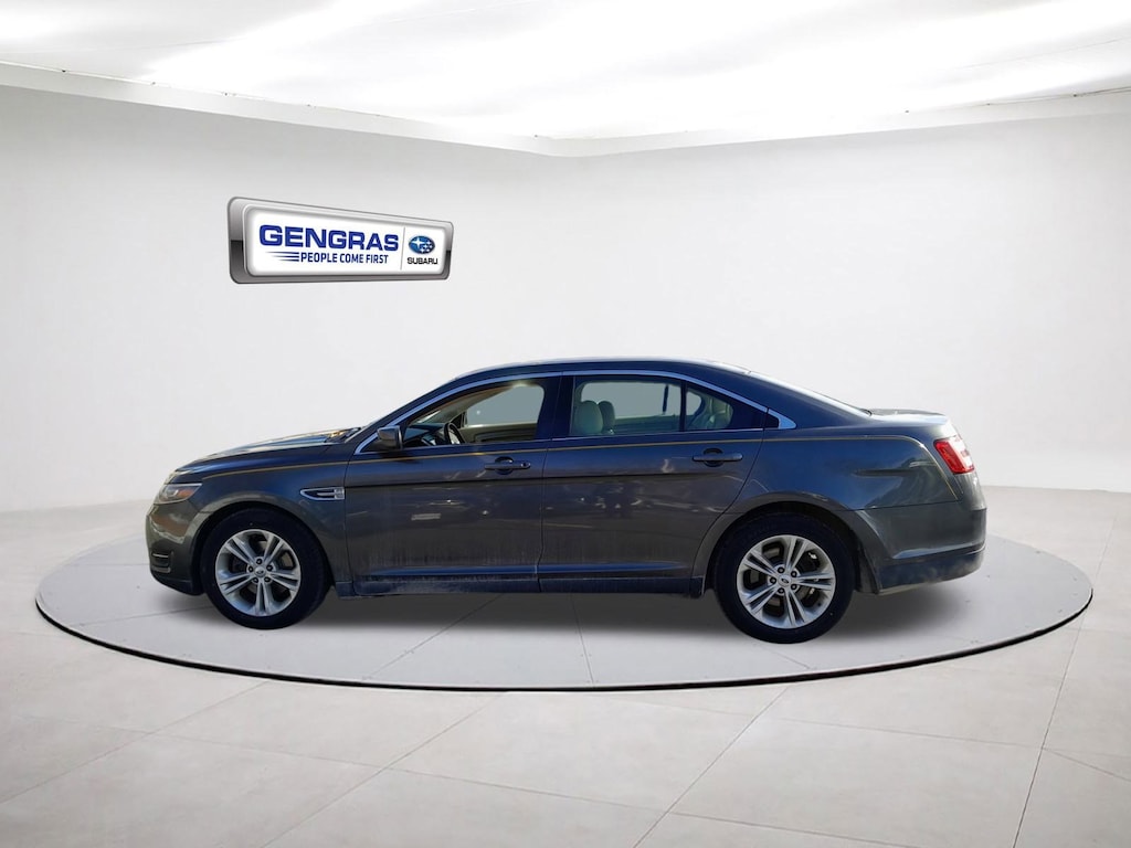 Used 2015 Ford Taurus SEL Sedan