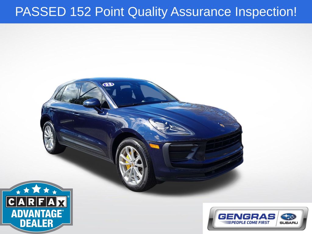 2022 Porsche Macan Base