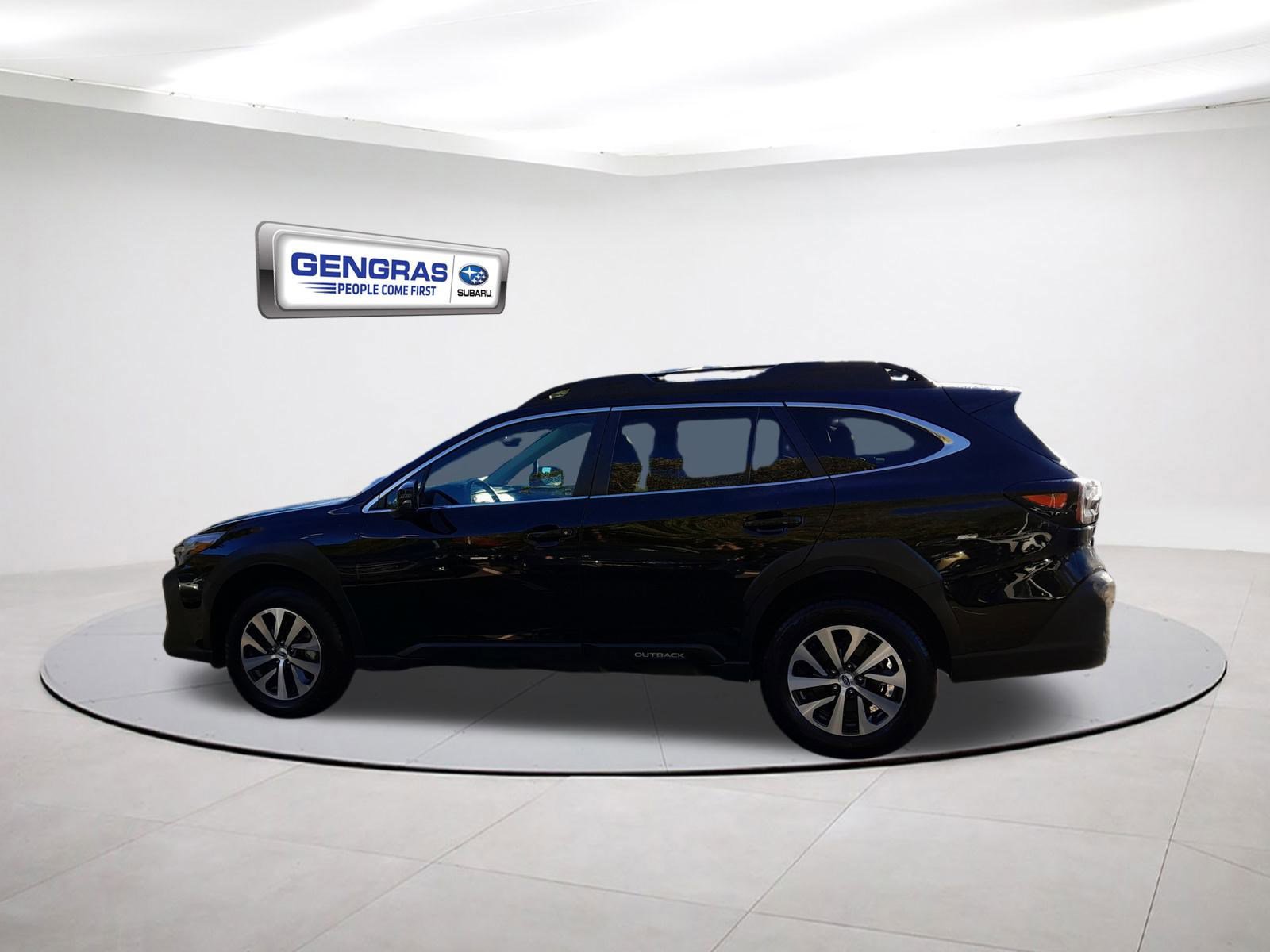 2025 Subaru Outback Premium photo 4