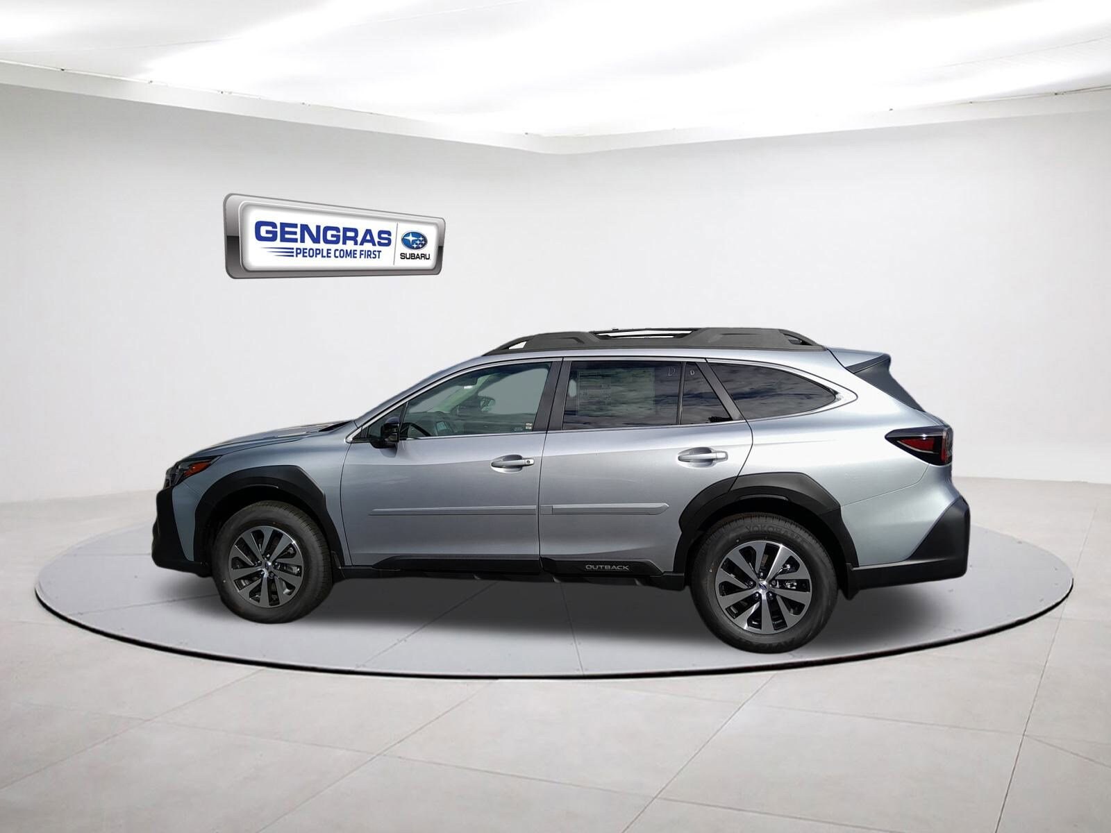 2025 Subaru Outback Premium photo 4