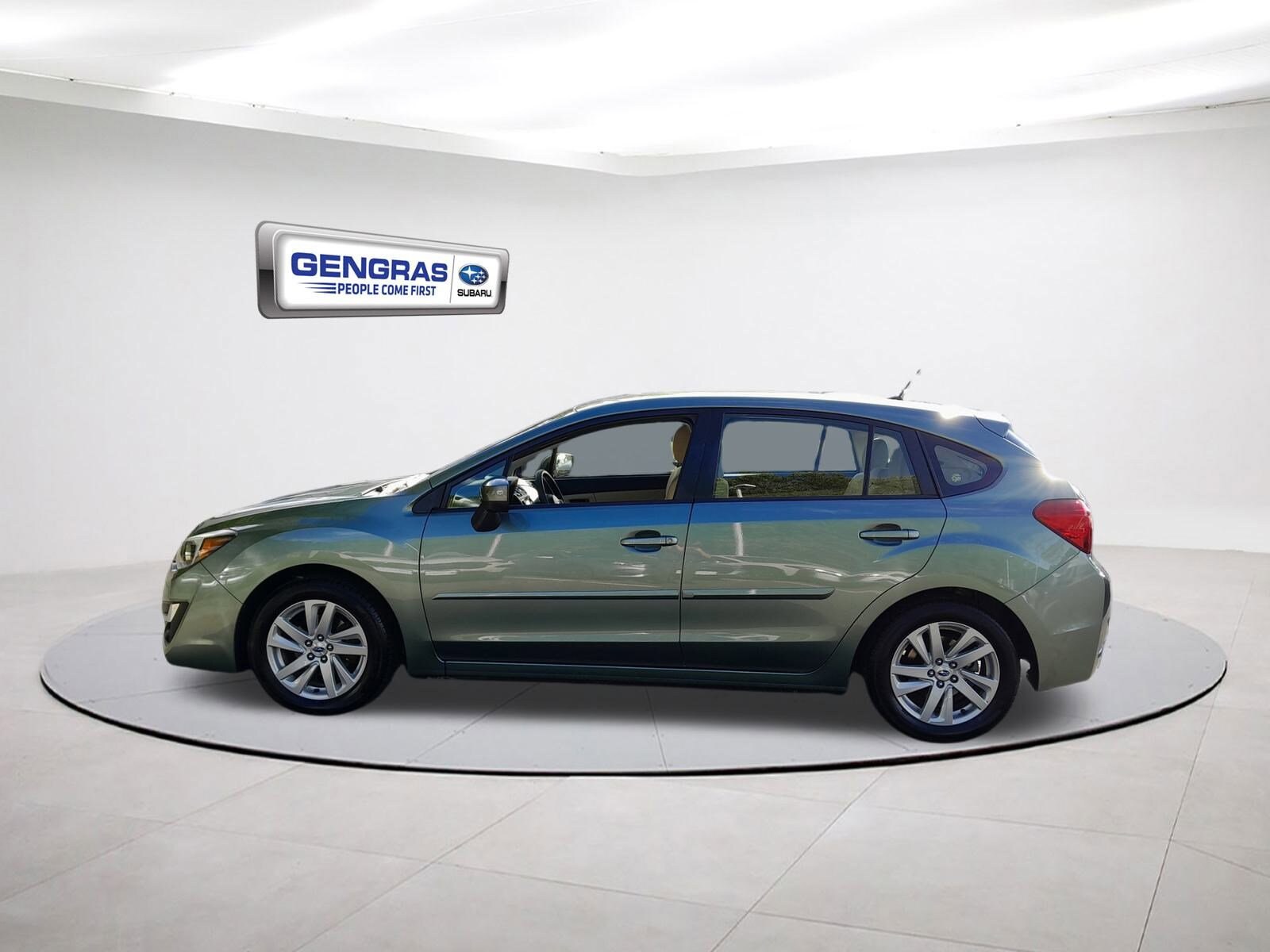 2016 Subaru Impreza 2.0i Premium photo 4