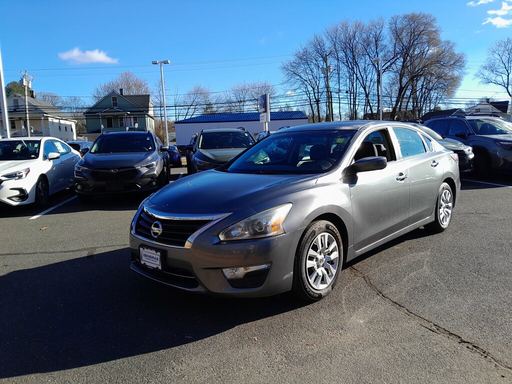 Used 2014 Nissan Altima 2.5 S Sedan