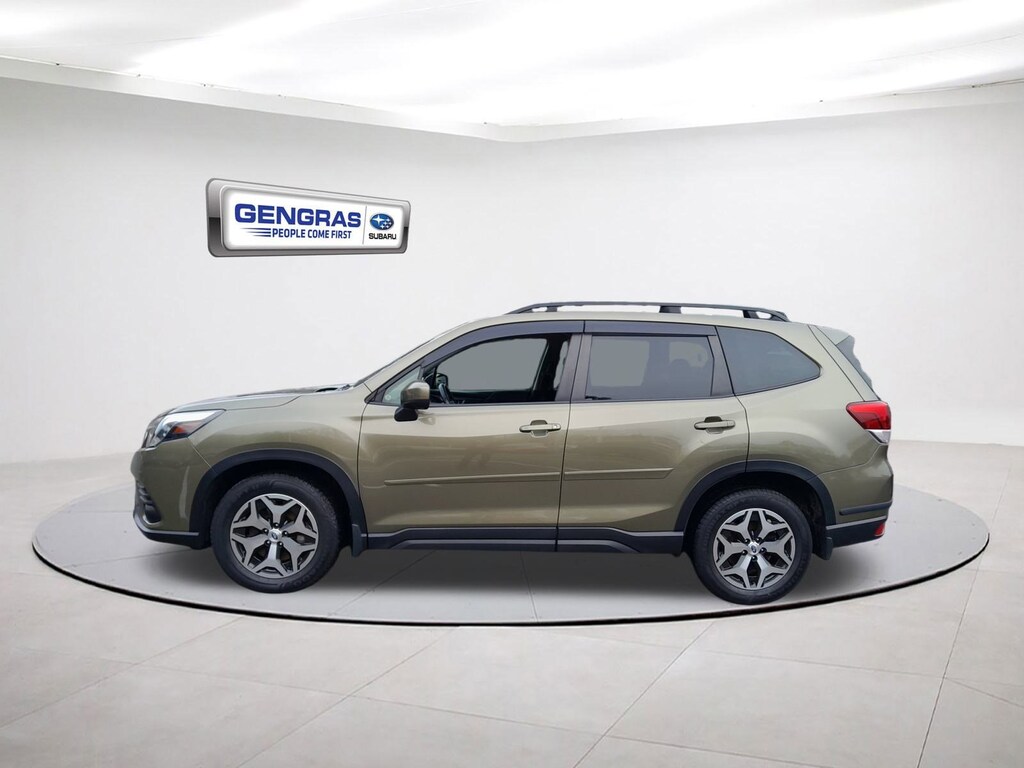 Used 2022 Subaru Forester Premium Premium CVT