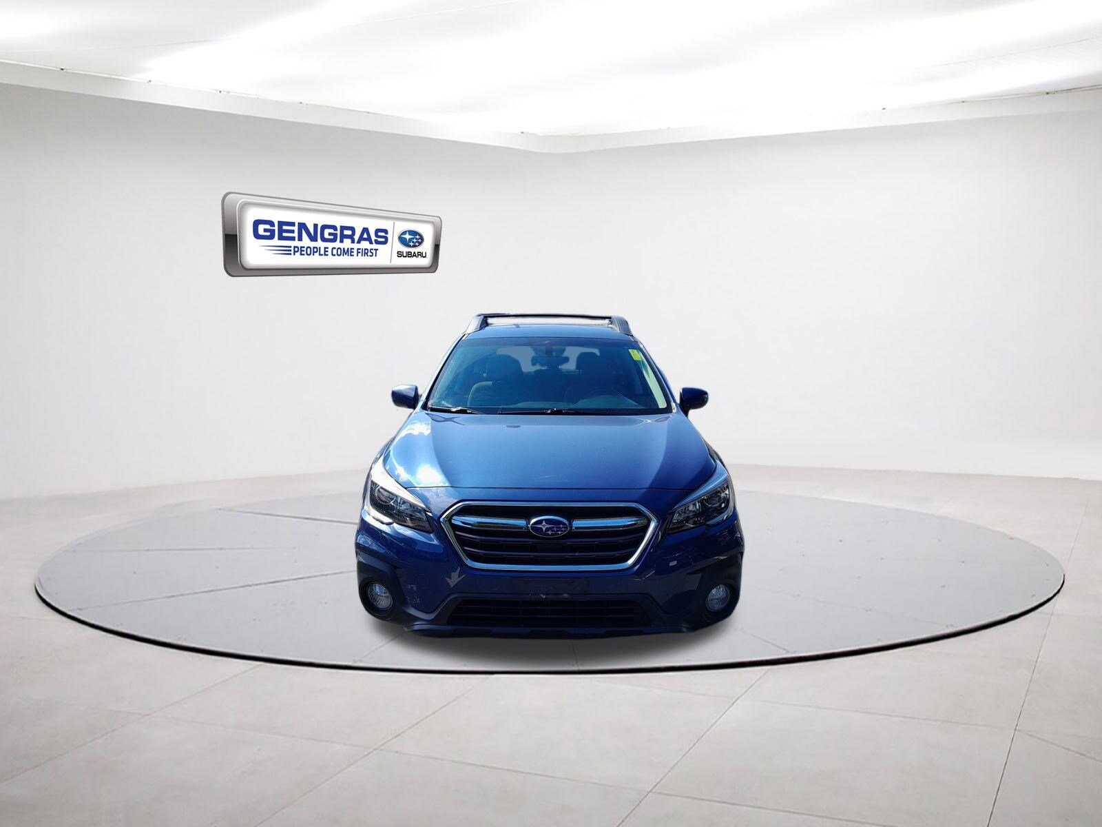 2019 Subaru Outback 2.5i Premium photo 2
