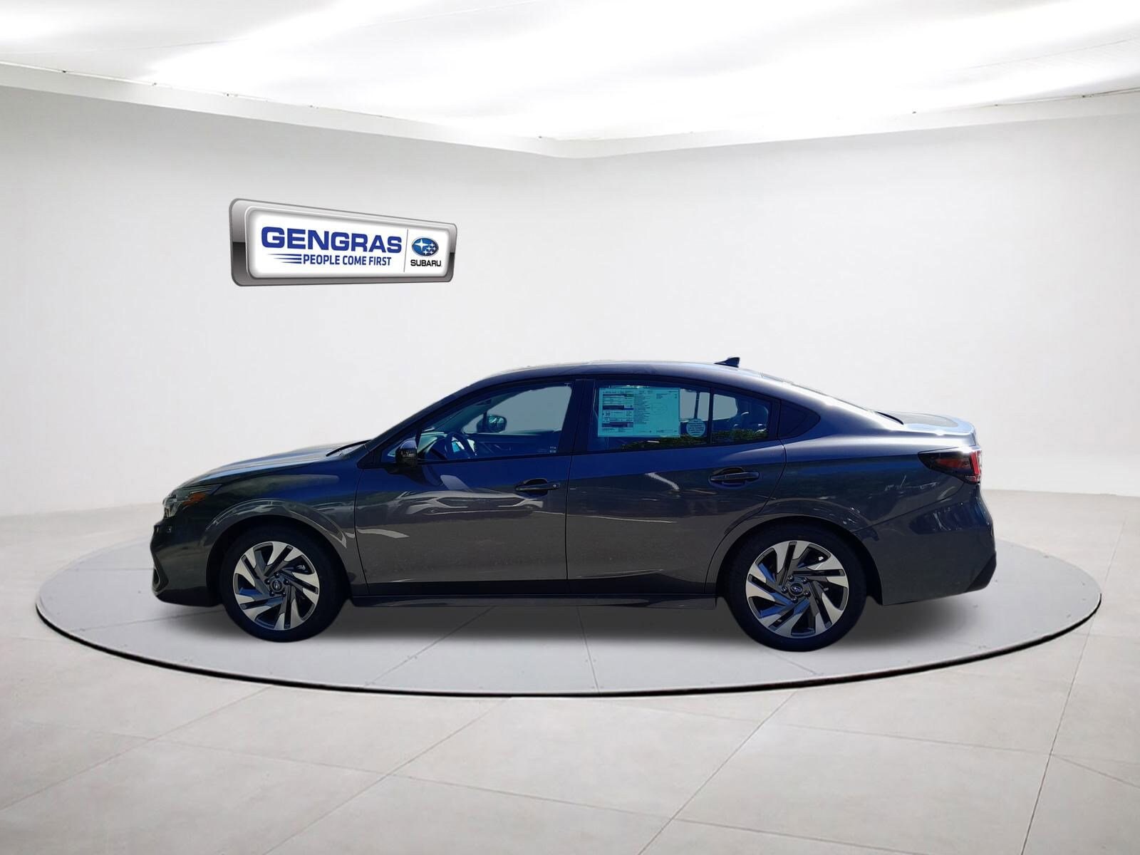 2025 Subaru Legacy Limited photo 4