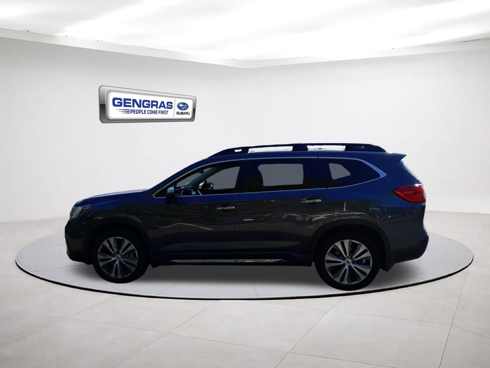 2022 Subaru Ascent Touring photo 4