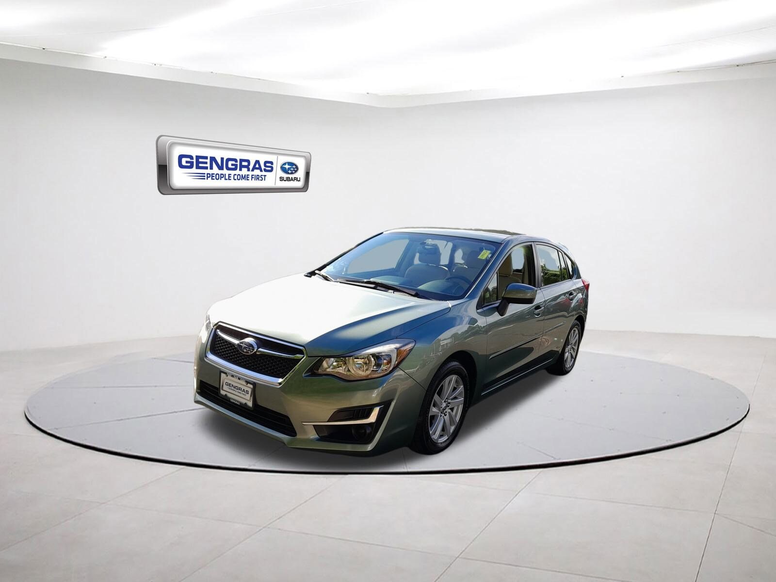 2016 Subaru Impreza 2.0i Premium photo 3