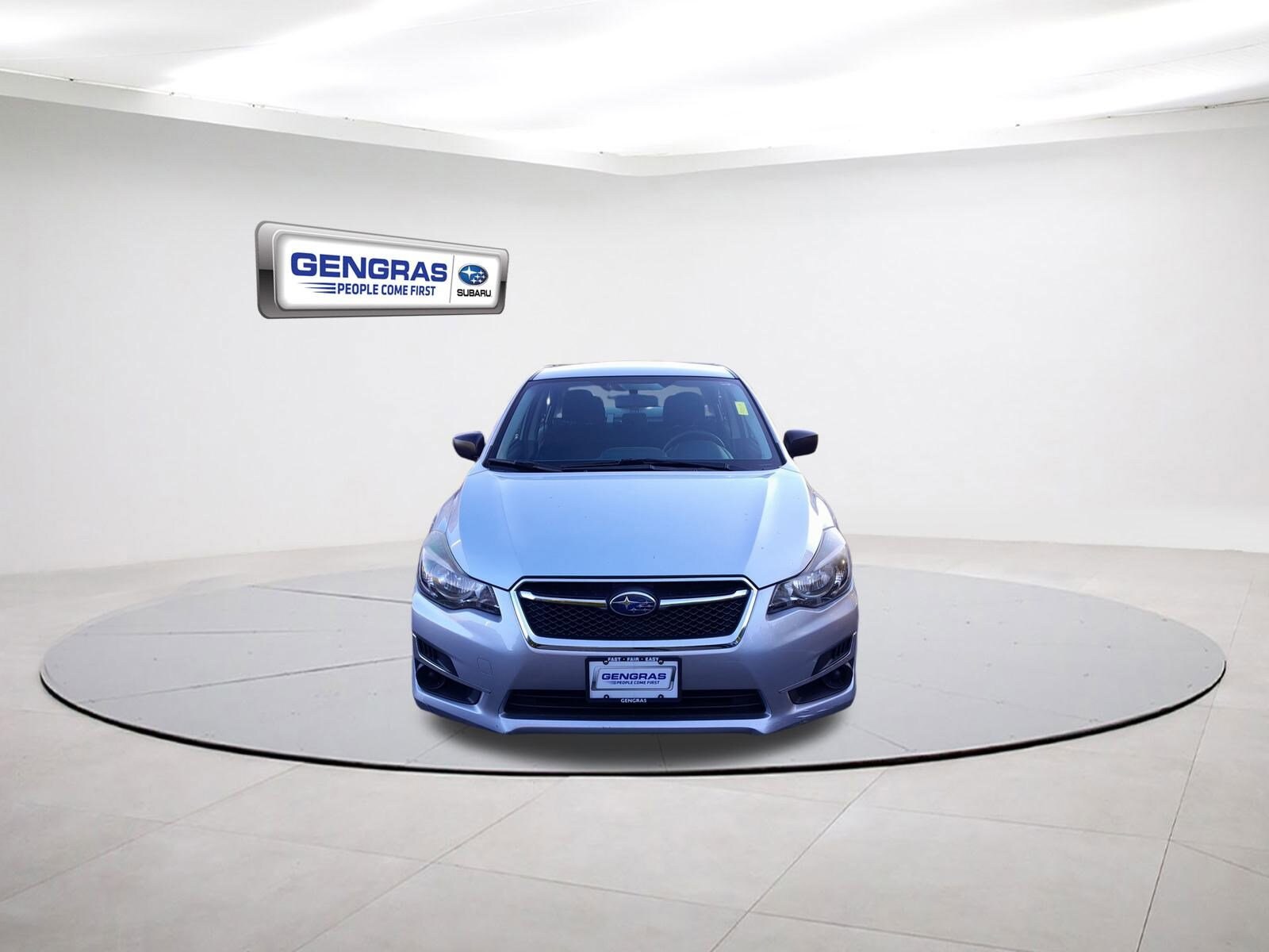 2016 Subaru Impreza 2.0i photo 2