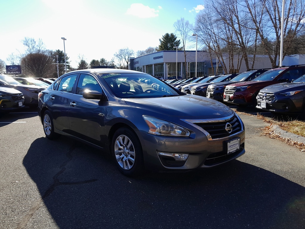 Used 2014 Nissan Altima 2.5 S Sedan
