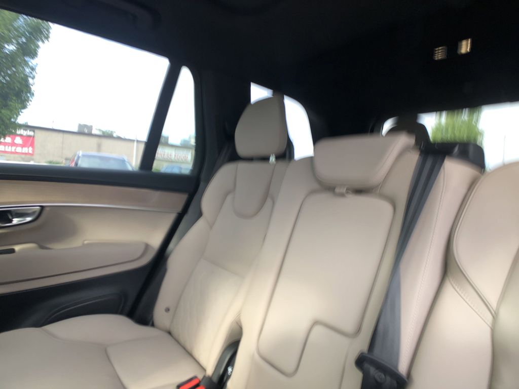2026 Volvo XC90 Plus - Photo 37