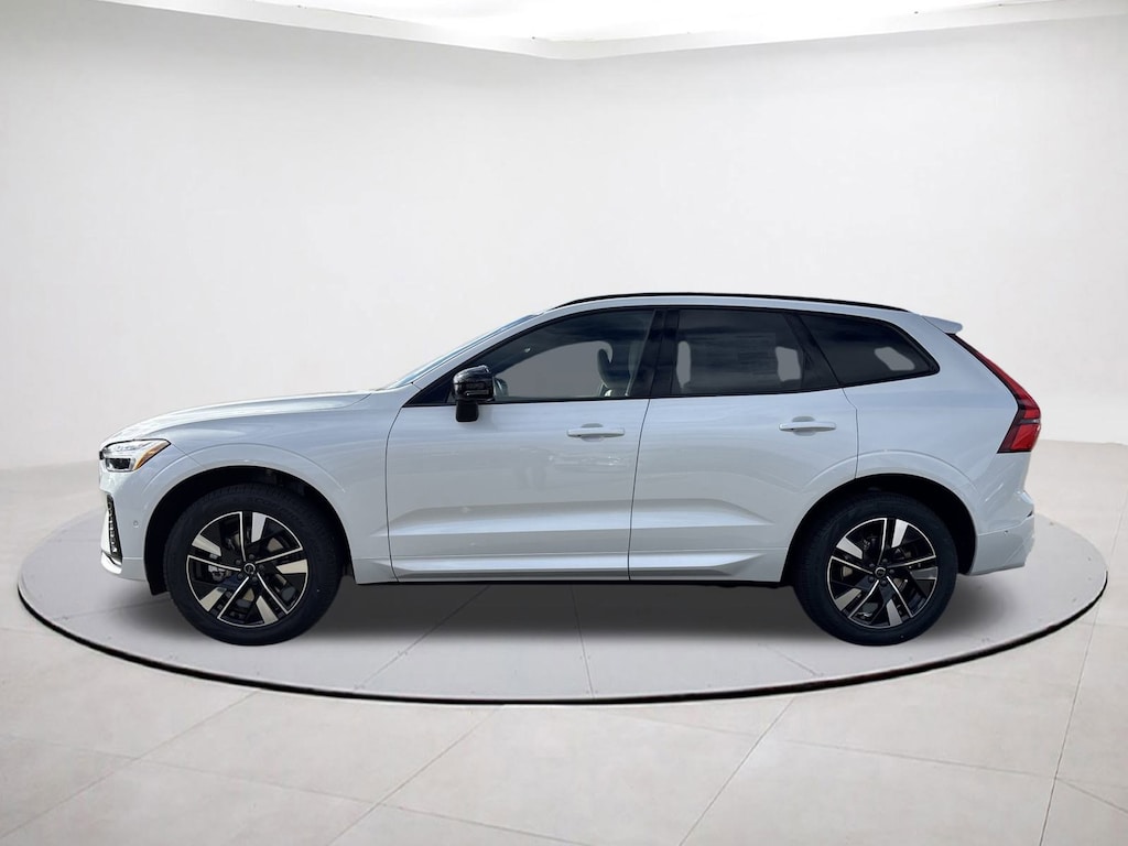 New 2026 Volvo XC60 B5 Plus SUV