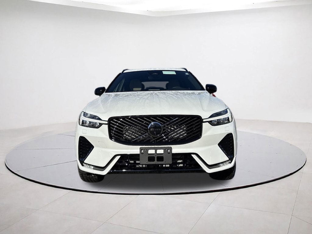 New 2026 Volvo XC60 B5 Plus SUV