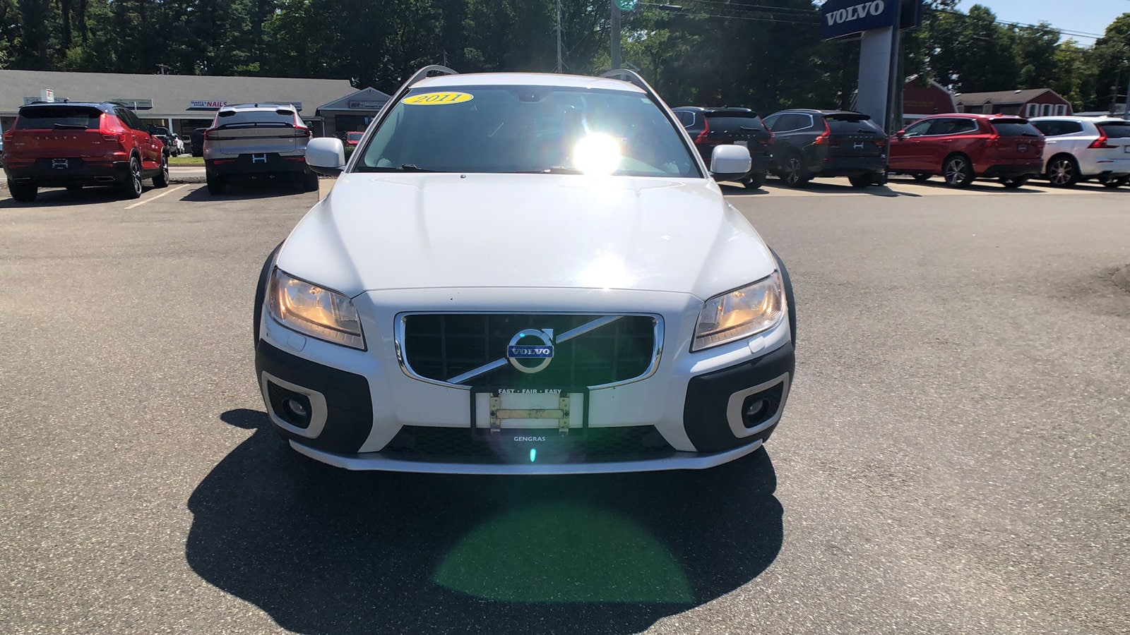 Used 2011 Volvo XC70 3.2 with VIN YV4940BZXB1106666 for sale in North Haven, CT