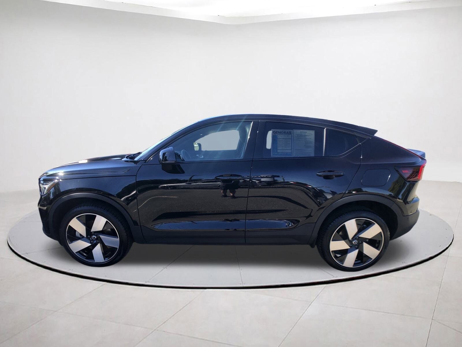 2023 Volvo C40 Recharge Ultimate photo 4