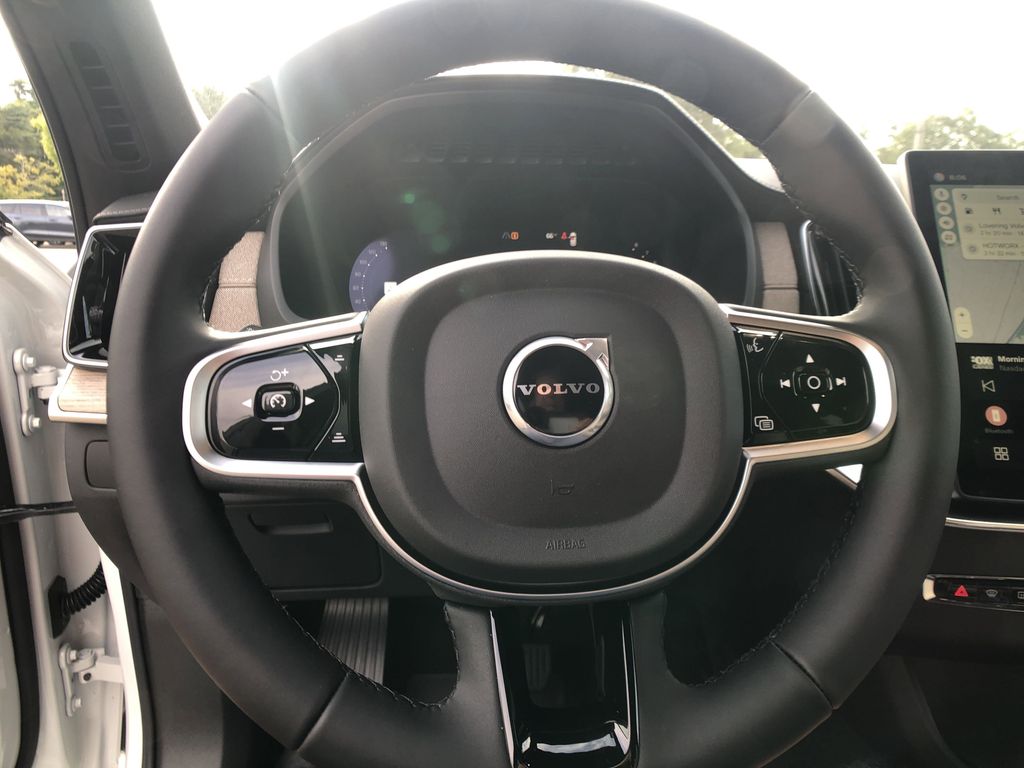 2026 Volvo XC90 Plus - Photo 19