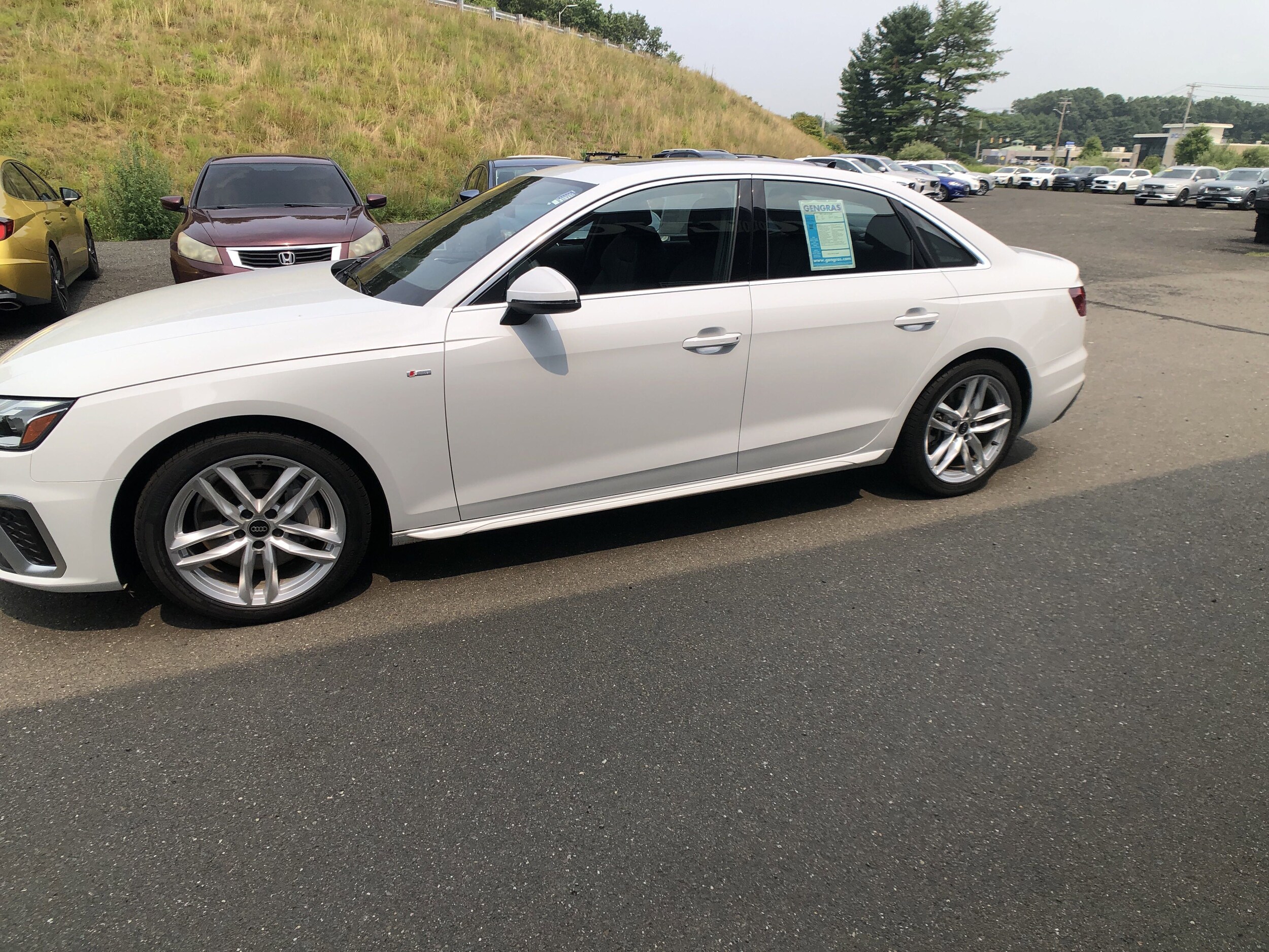 2024 Audi A4 45 S line Premium photo 4