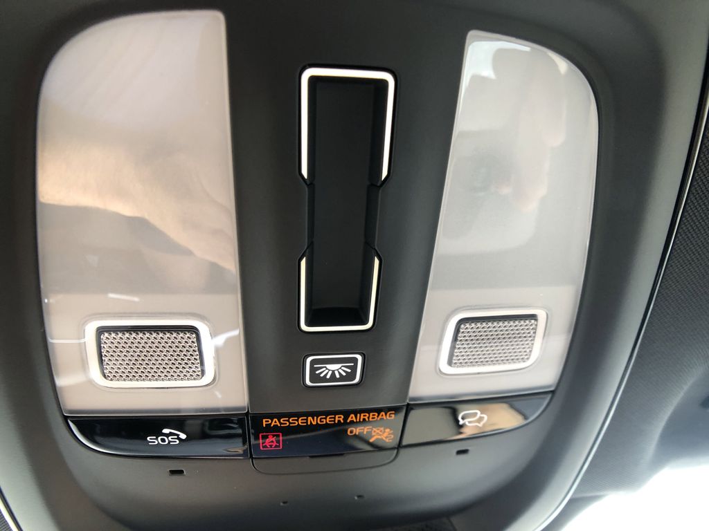 2026 Volvo XC90 Plus - Photo 23