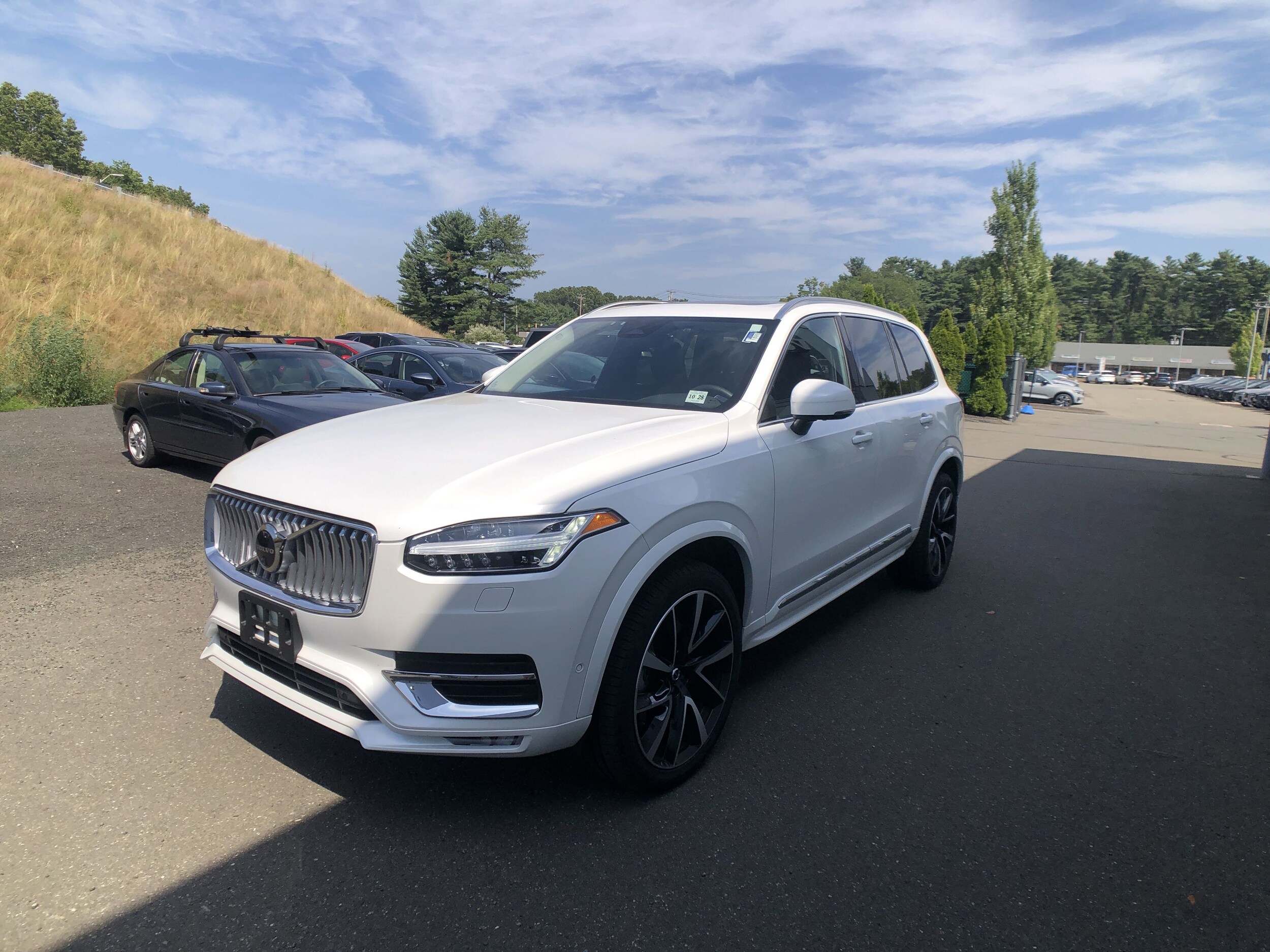 2024 Volvo XC90 B5 Plus photo 3