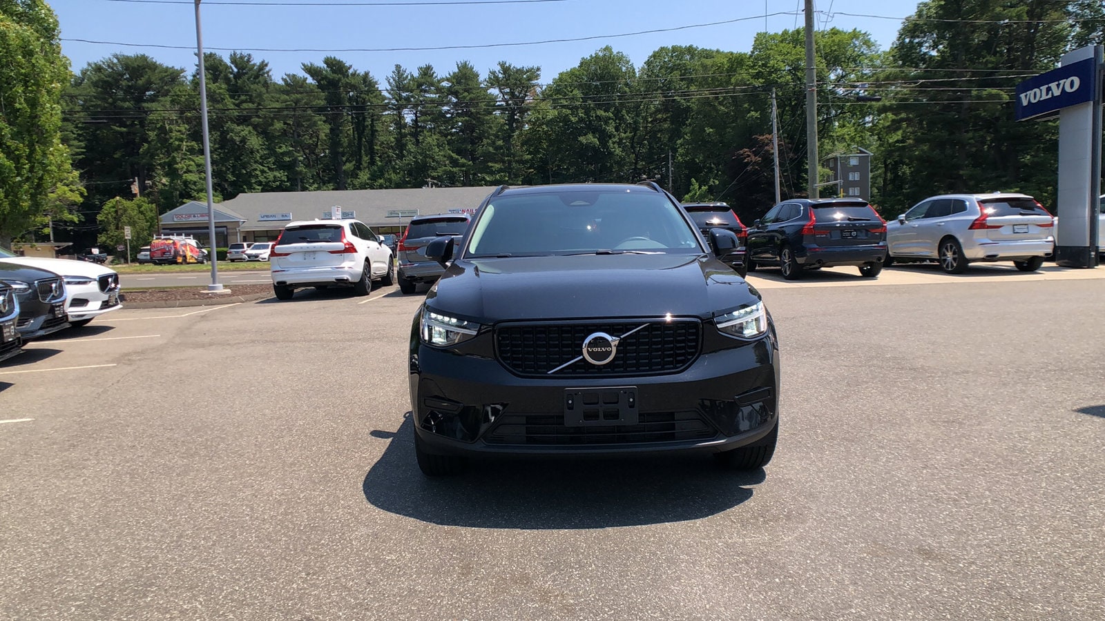 Certified 2024 Volvo XC40 Core with VIN YV4L12UK5R2272446 for sale in Hartford, CT