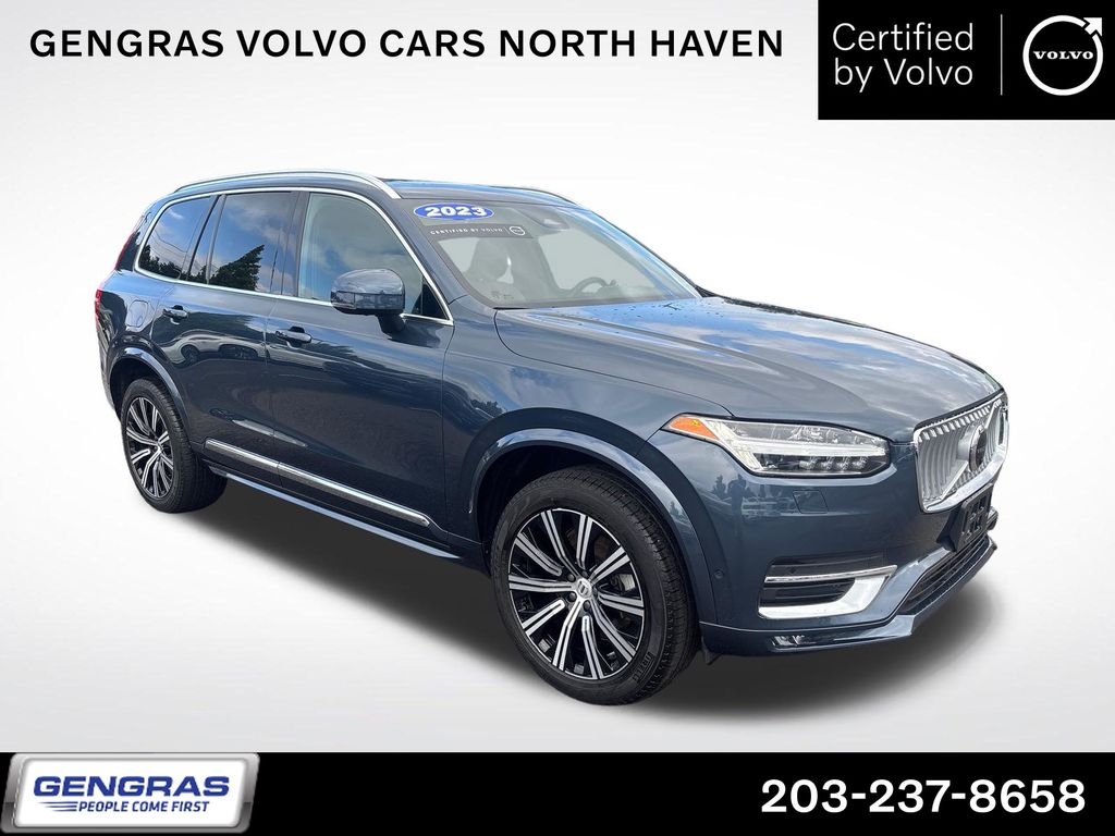2023 Volvo XC90 SUV 