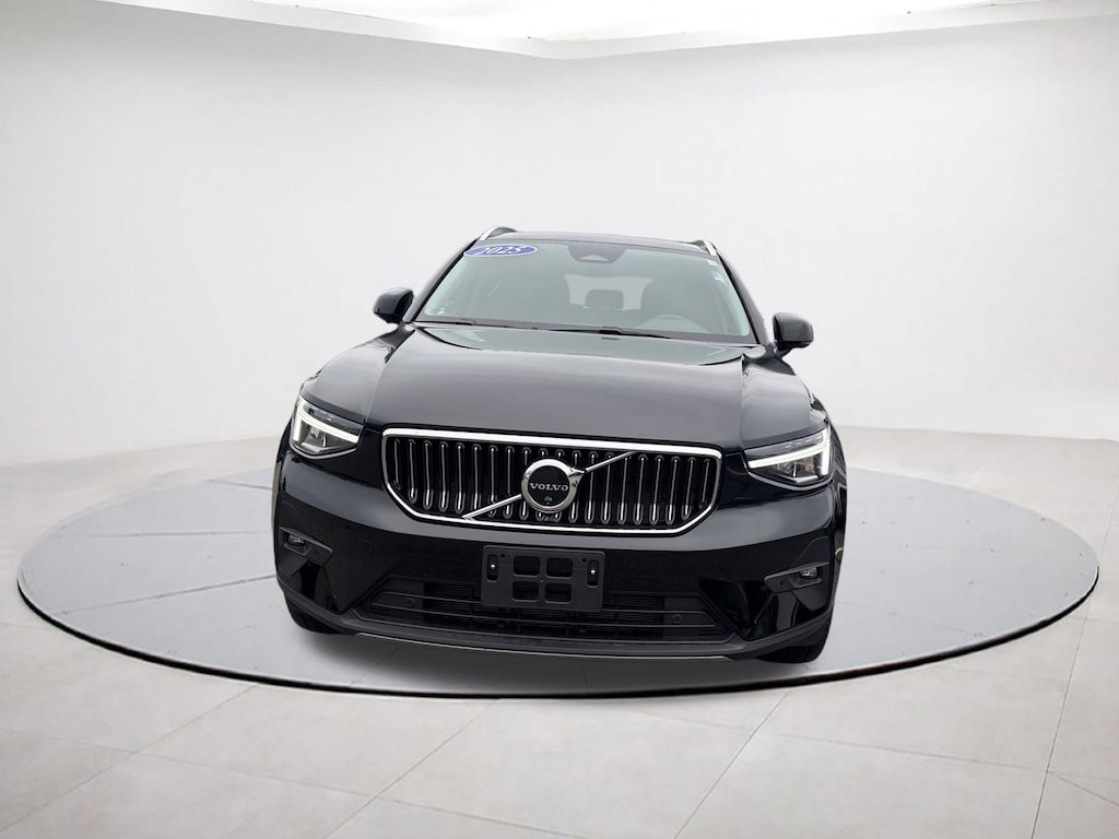 Certified 2025 Volvo XC40 B5 Plus Bright Theme SUV