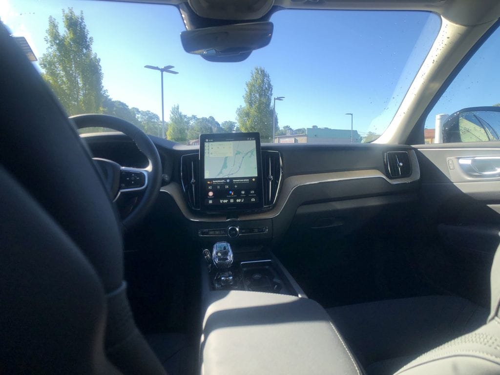 2026 Volvo XC60 Plus - Photo 19