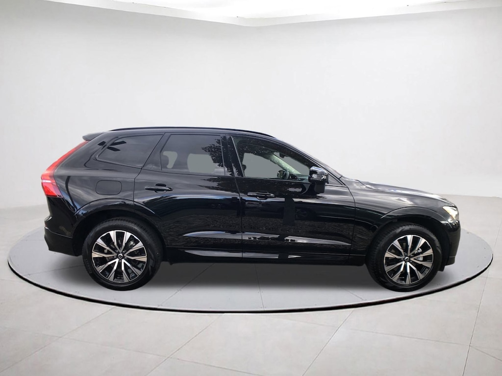 Certified 2025 Volvo XC60 B5 Core SUV