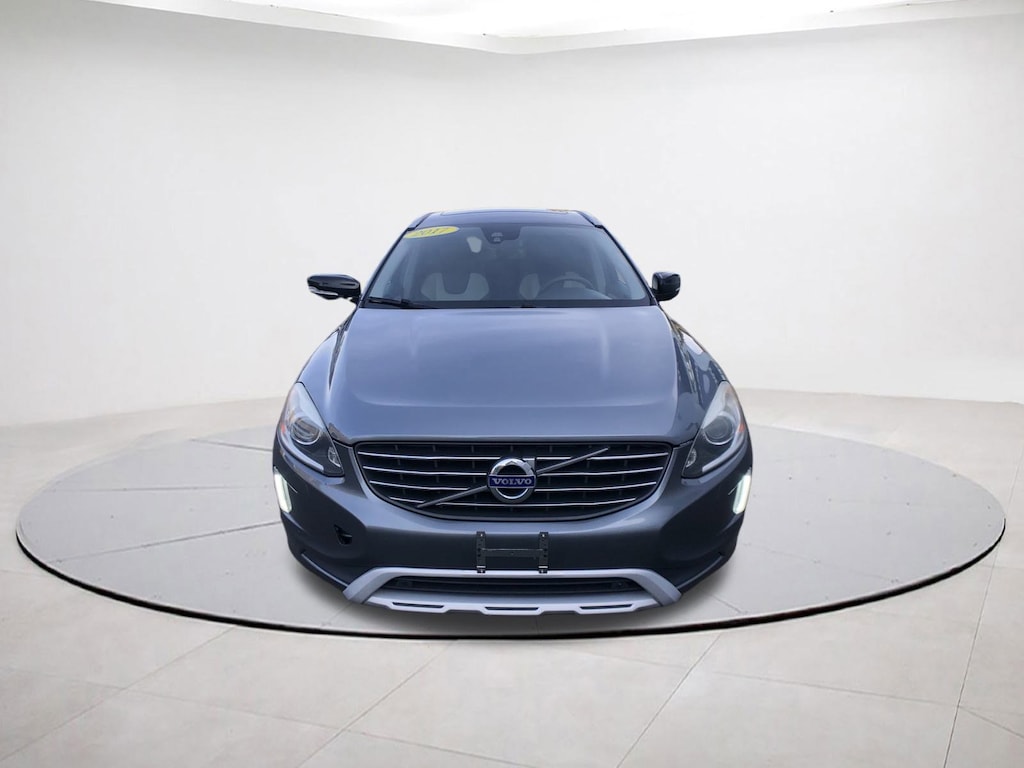 Used 2017 Volvo XC60 T5 AWD Dynamic SUV