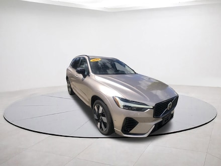 2025 Volvo XC60 plug-in hybrid T8 Ultra SUV