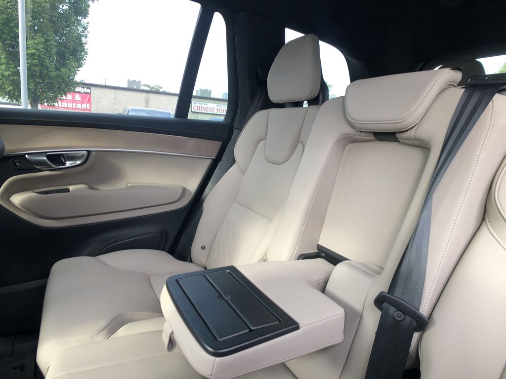 2026 Volvo XC90 Plus - Photo 38