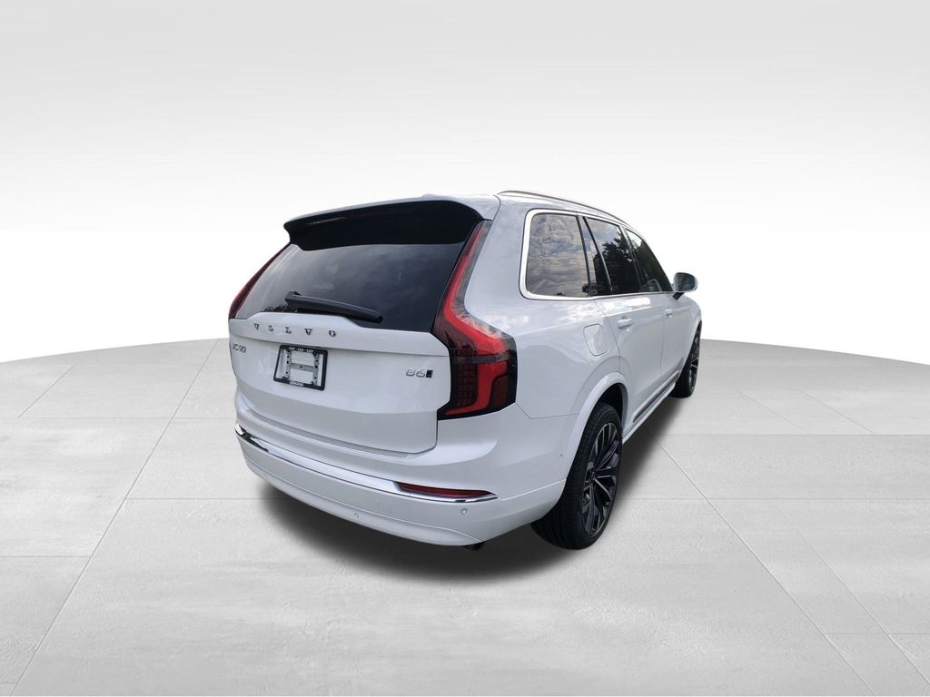 2026 Volvo XC90 Plus - Photo 7