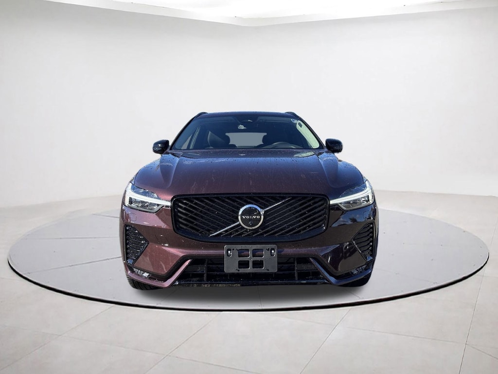 New 2026 Volvo XC60 B5 Plus SUV