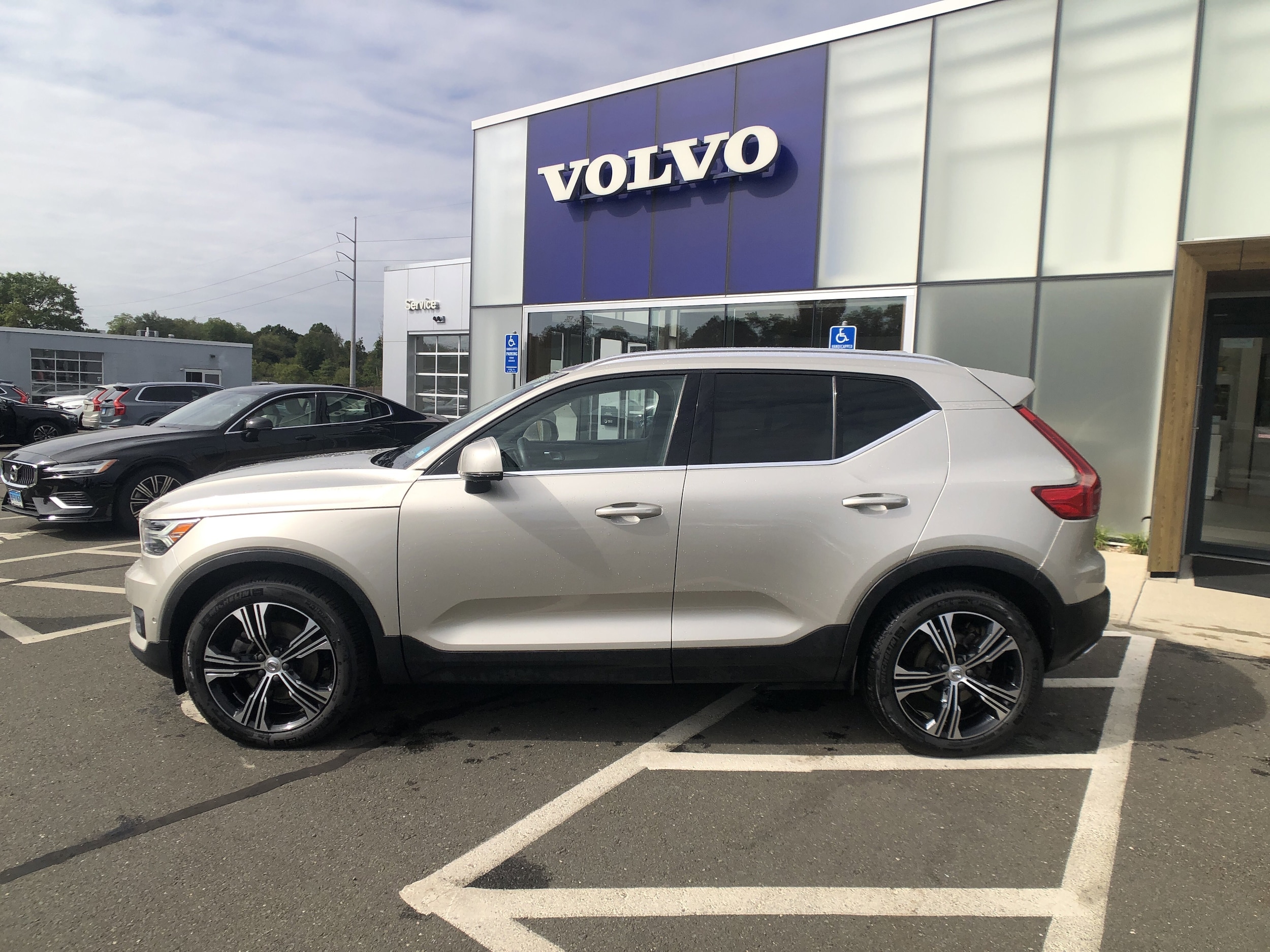 2019 Volvo XC40 T5 Inscription photo 4